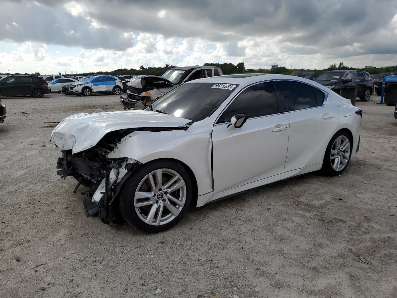 LEXUS IS 2023 jthca1d29p5127000