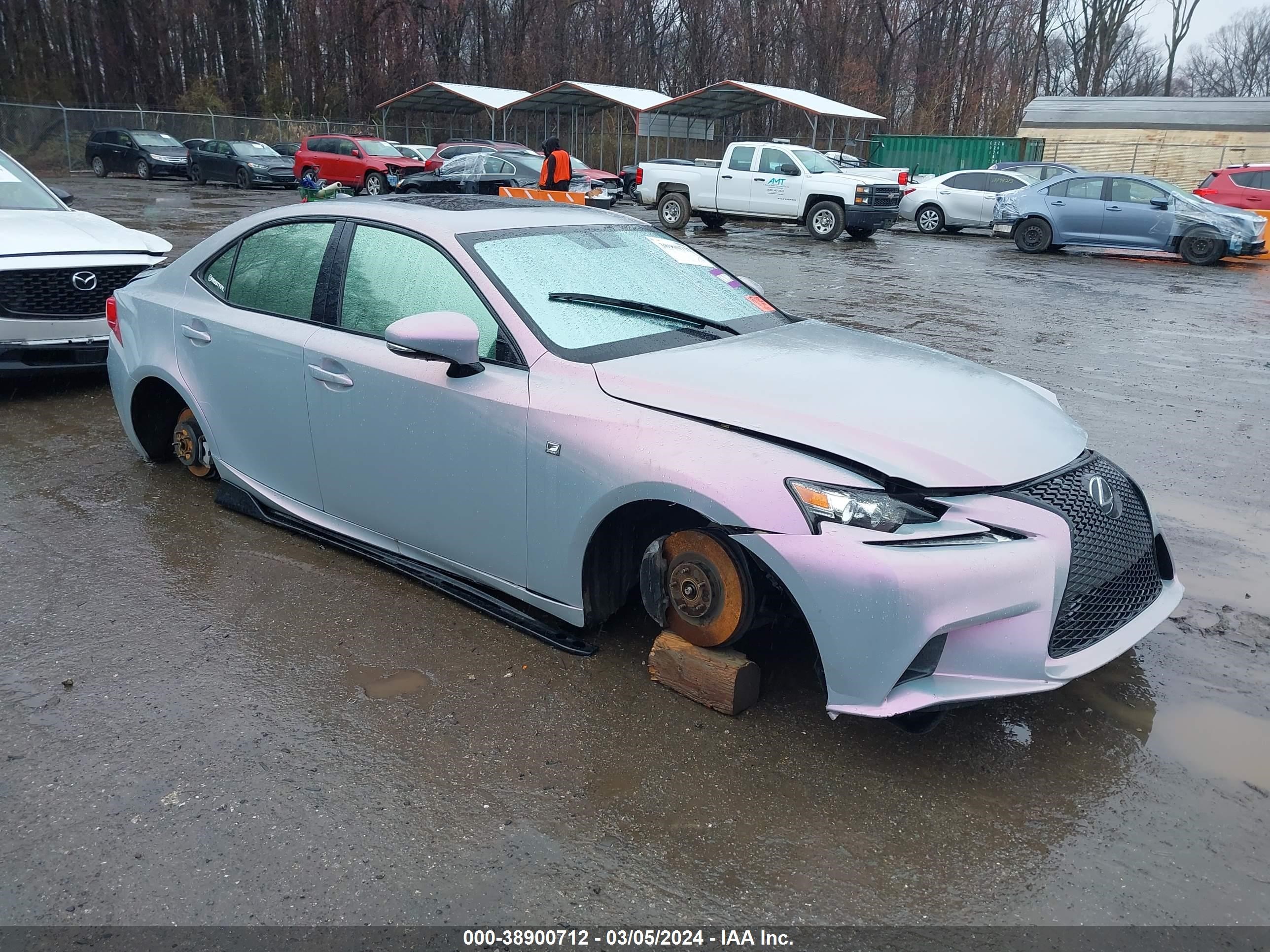 LEXUS IS 2015 jthce1d21f5005735