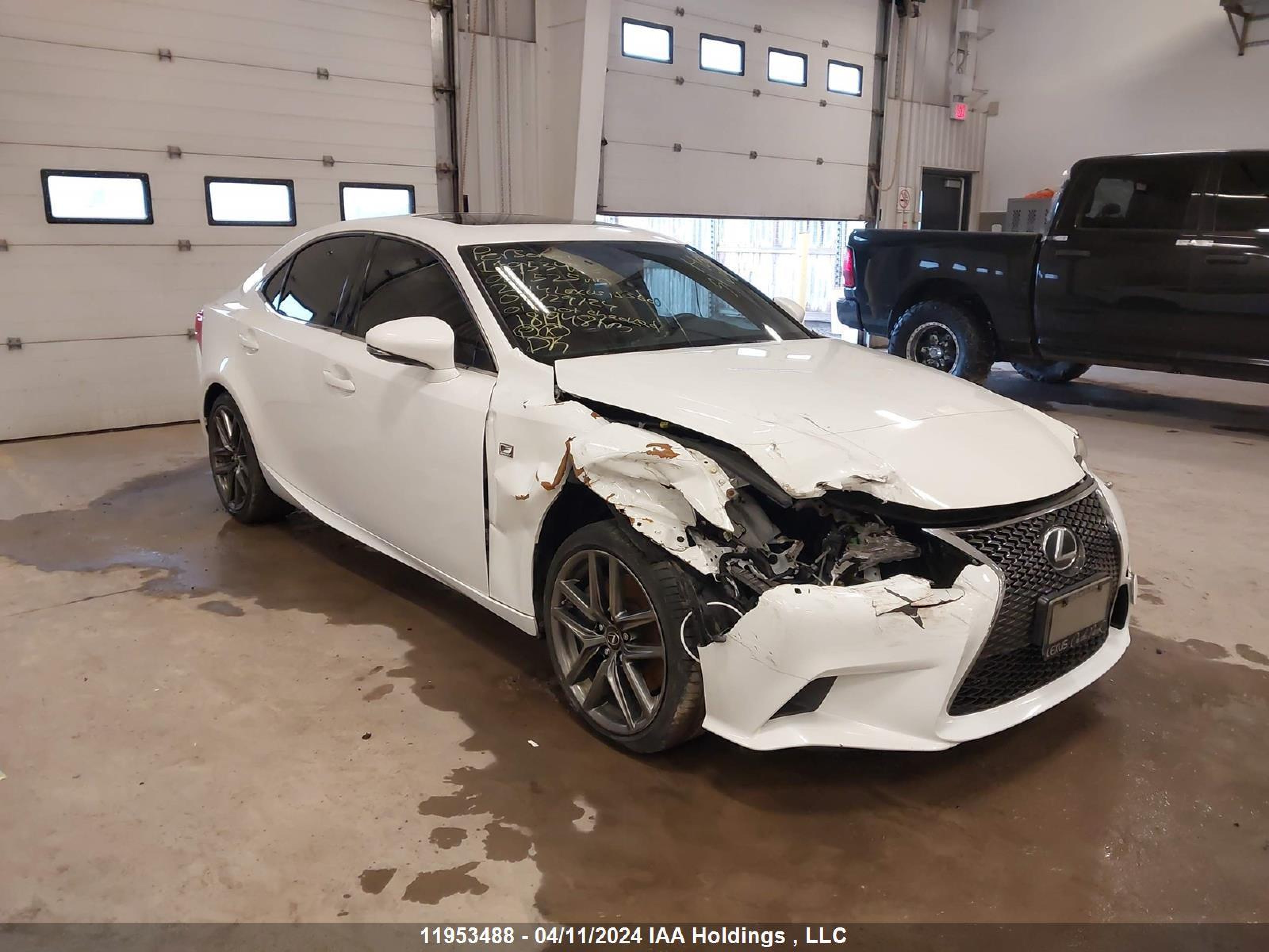 LEXUS IS 2014 jthce1d25e5001525