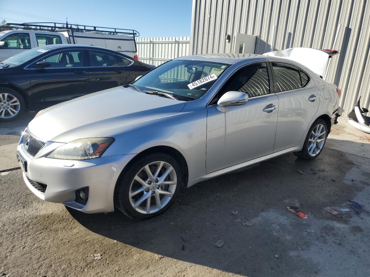 LEXUS IS 2011 jthce5c23b5000619