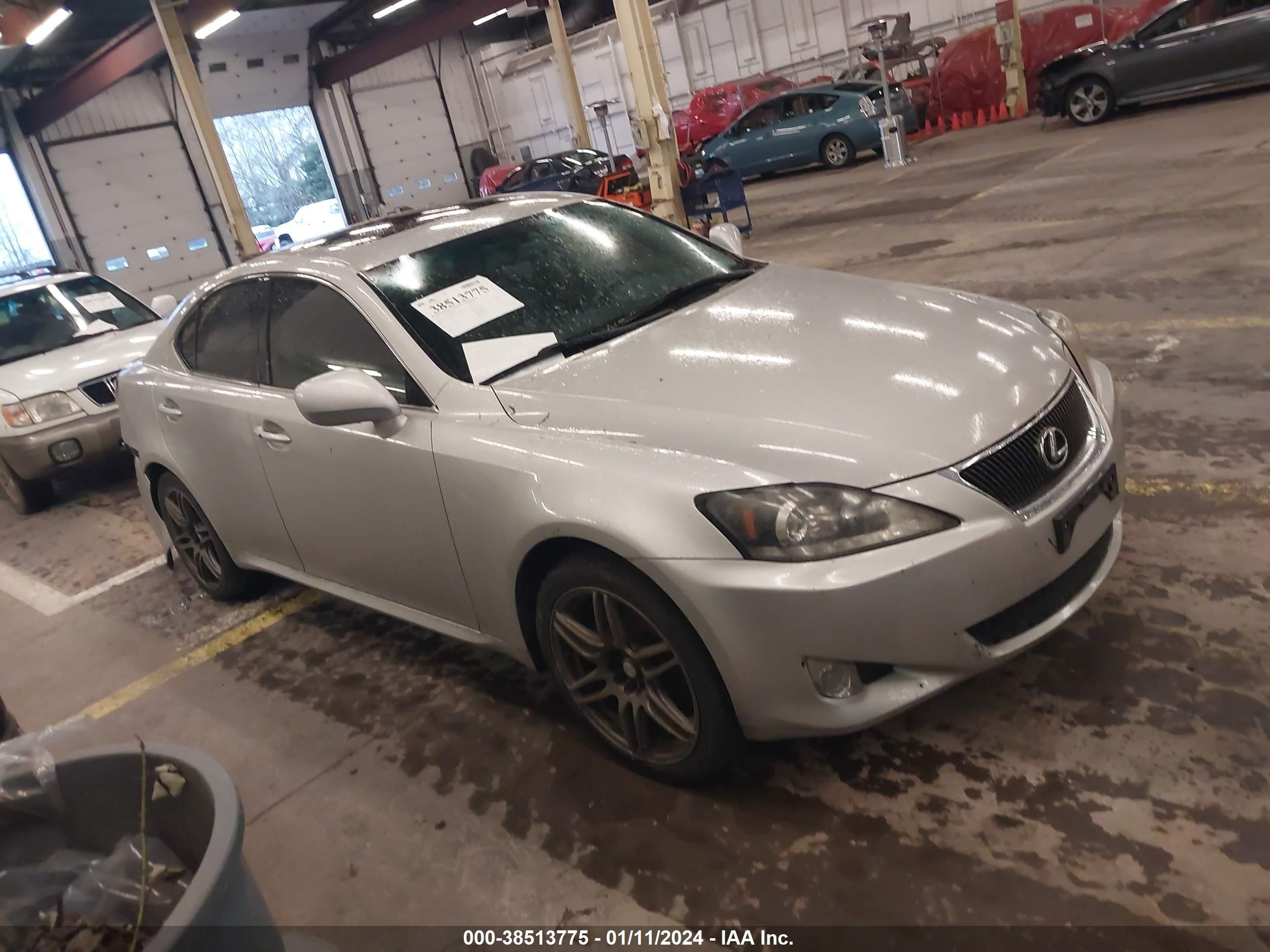 LEXUS IS 2006 jthck262065004815