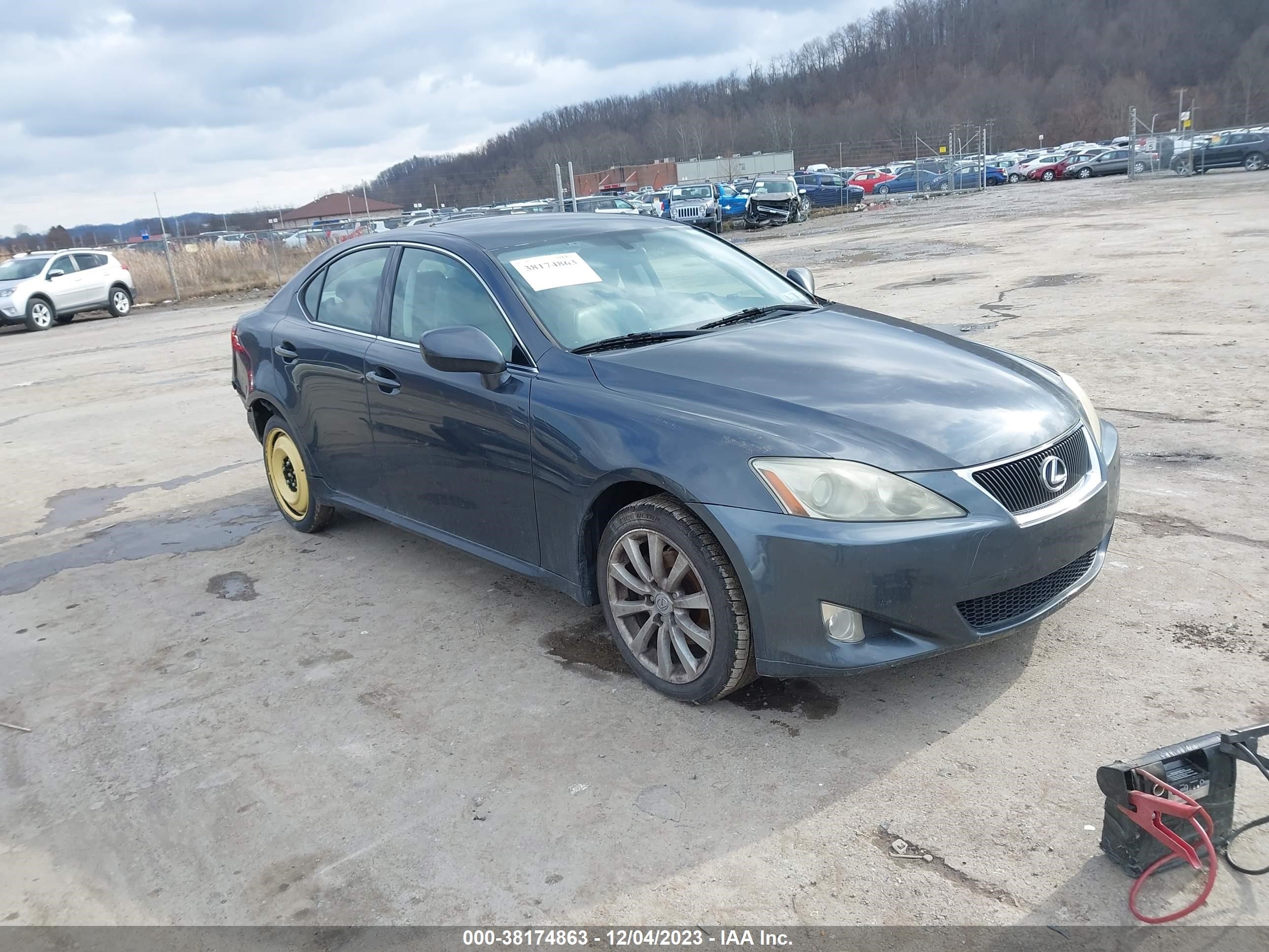 LEXUS IS 2007 jthck262075009448