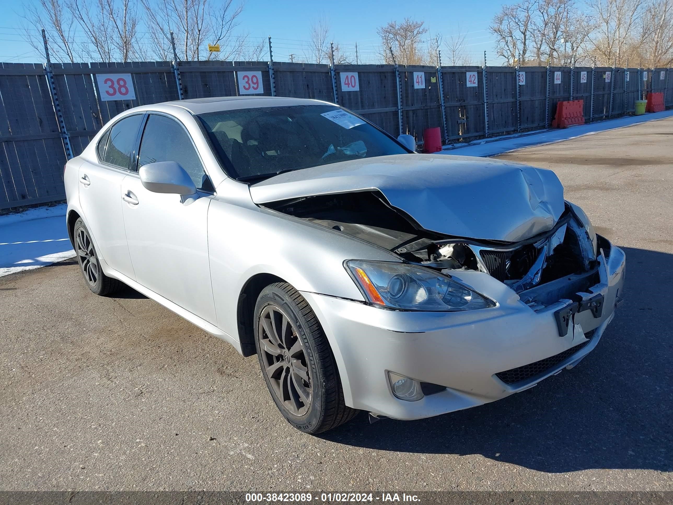 LEXUS IS 2006 jthck262362005460