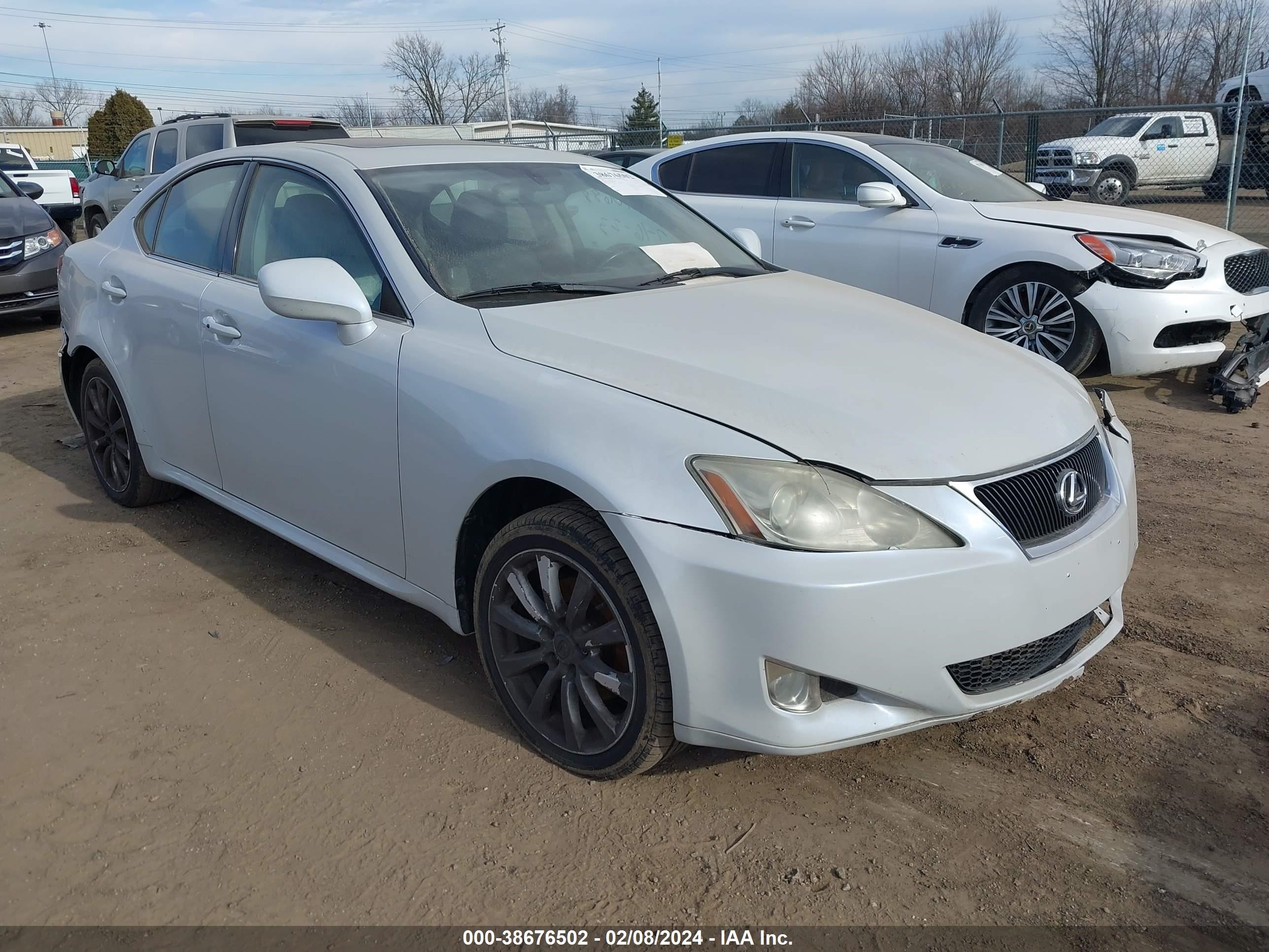 LEXUS IS 2006 jthck262365002959