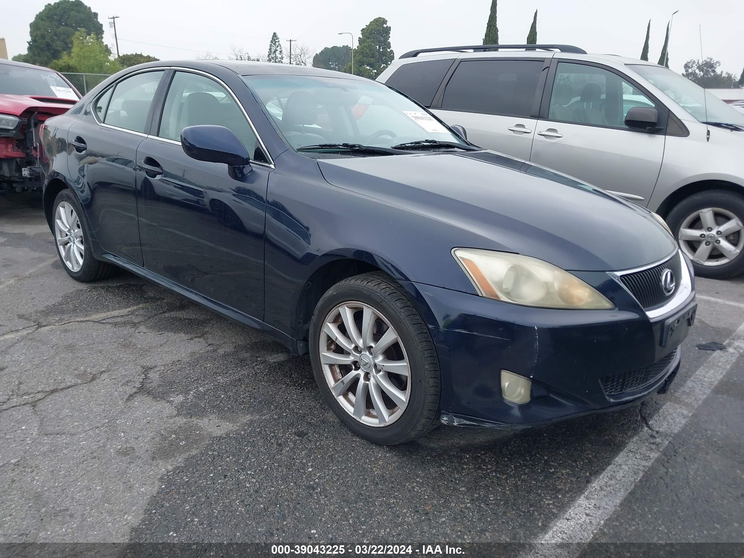 LEXUS IS 2007 jthck262575014774