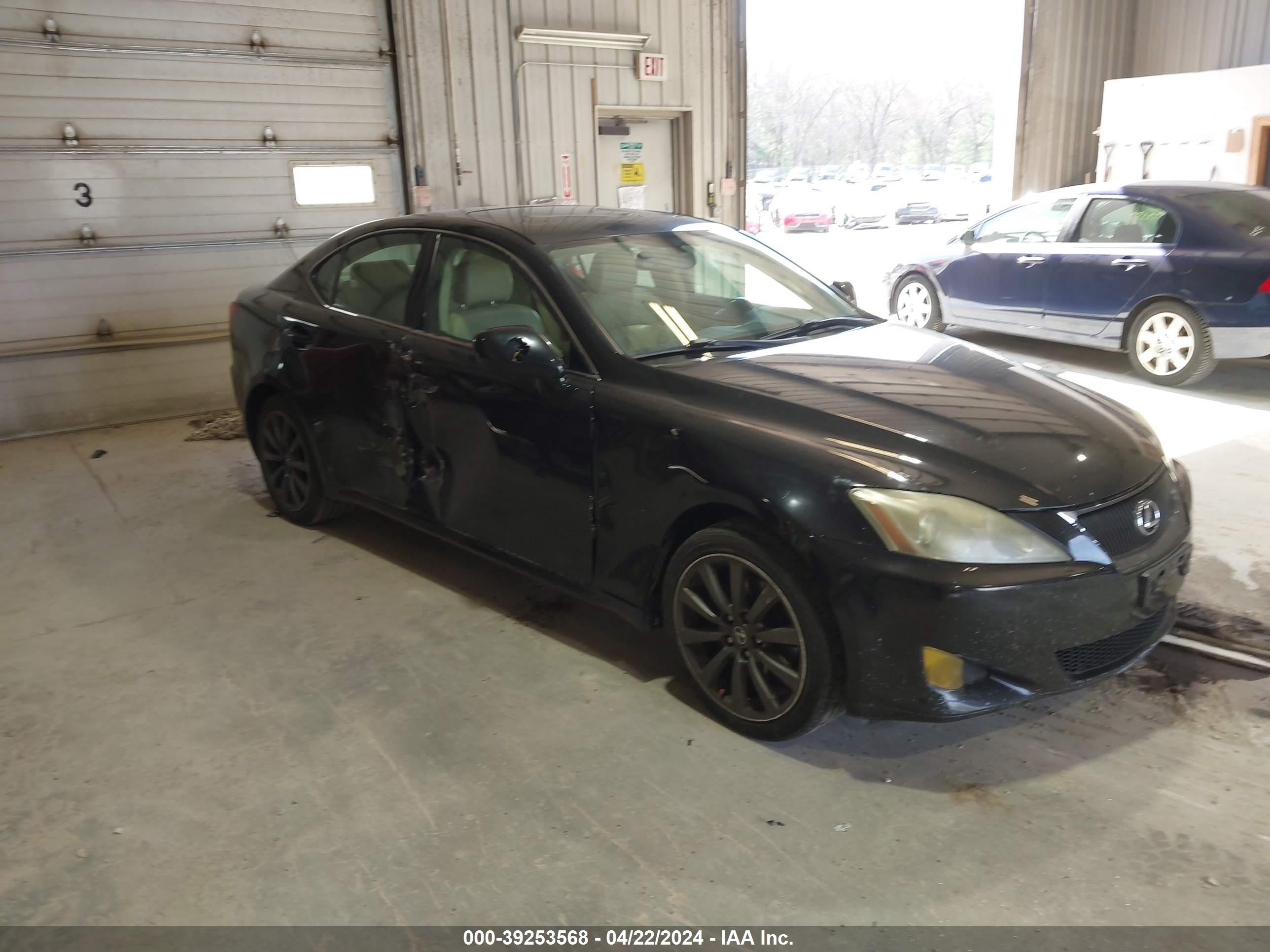 LEXUS IS 2006 jthck262665007489