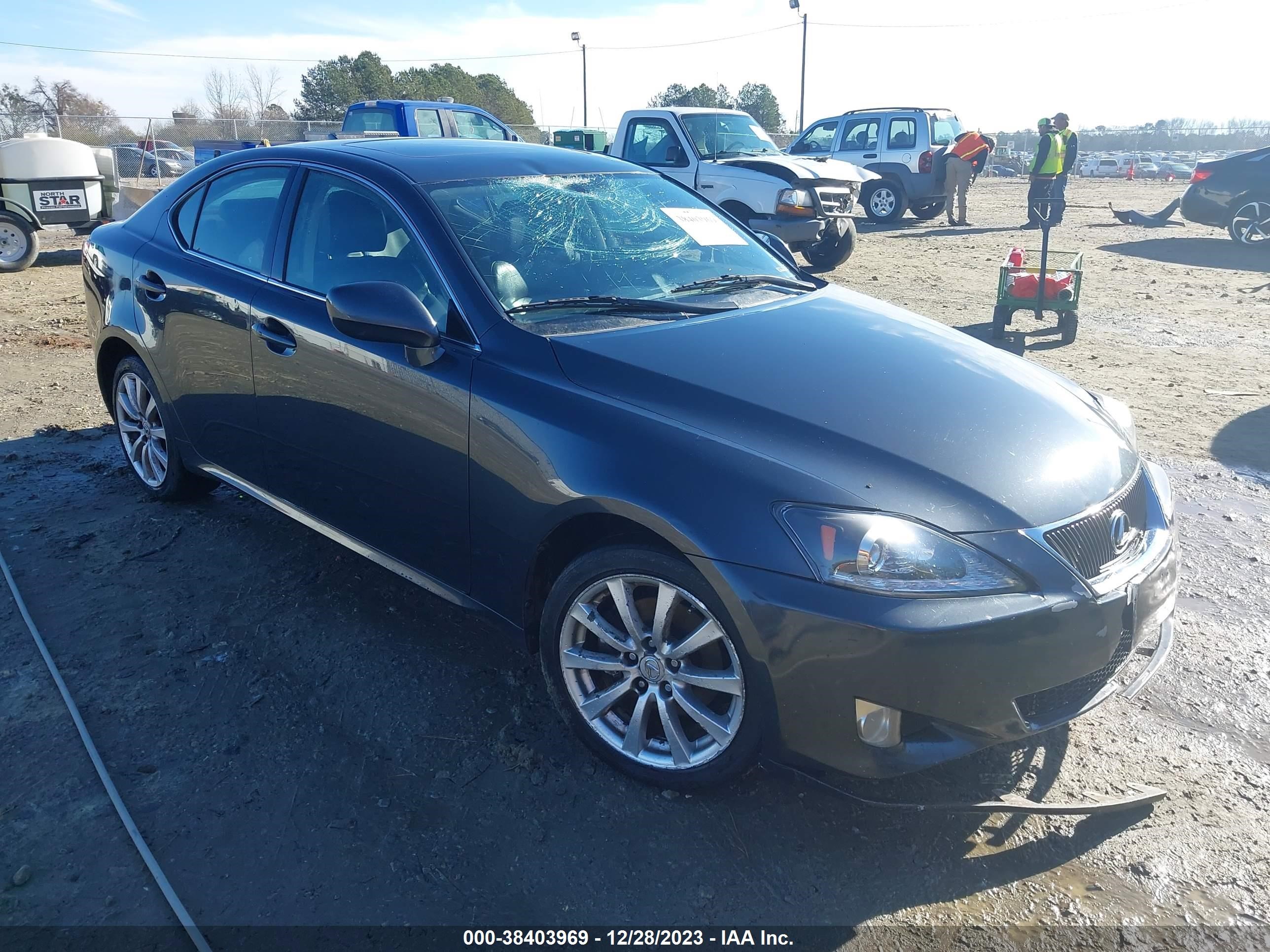 LEXUS IS 2007 jthck262975014423