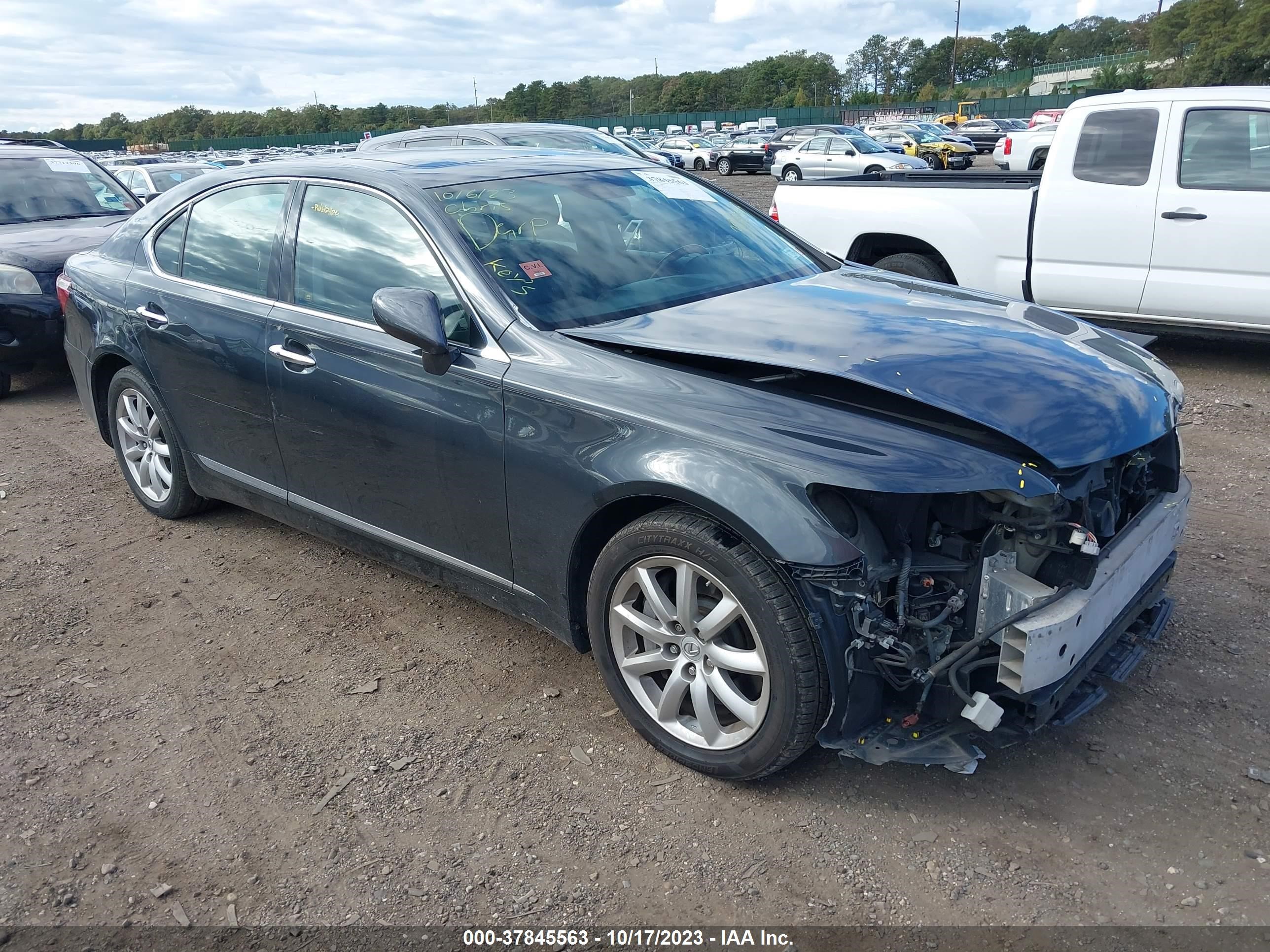 LEXUS LS 2009 jthcl46f395003996