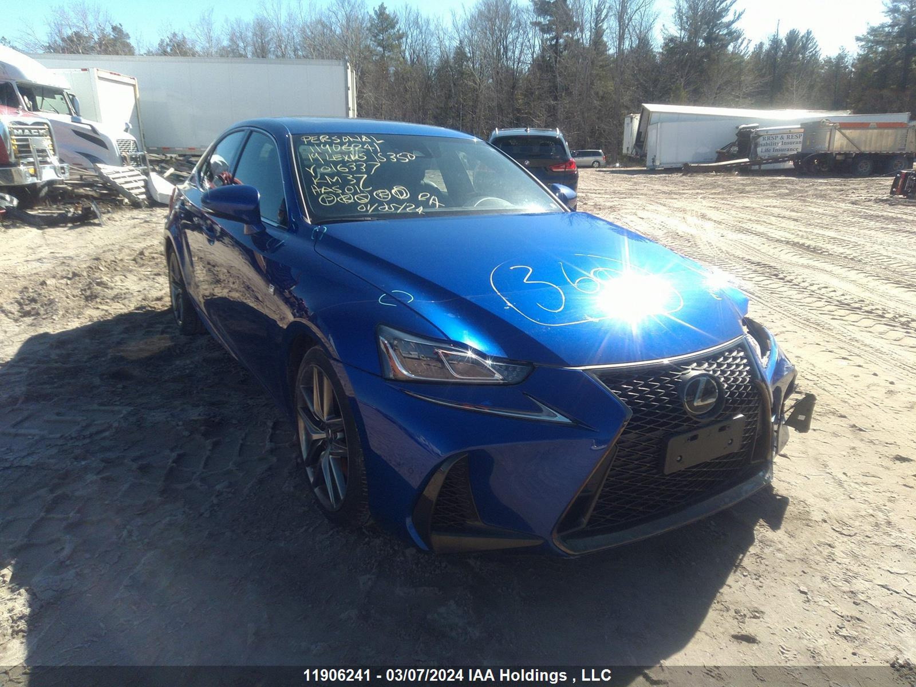 LEXUS IS 2019 jthcz1d22k5016337