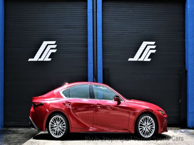 LEXUS IS 2022 jthda1d20n5118641