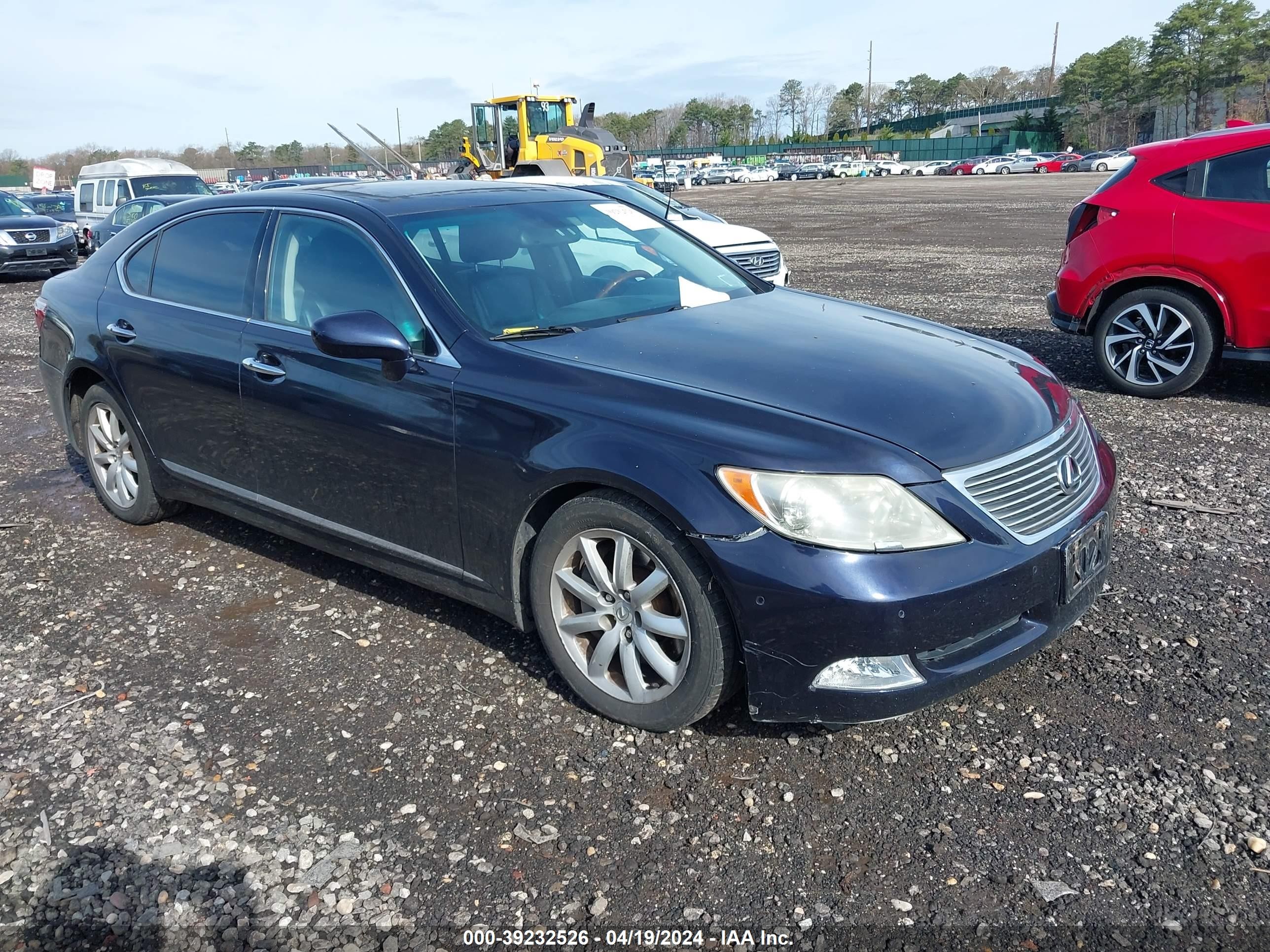 LEXUS LS 2009 jthdl46f895000905