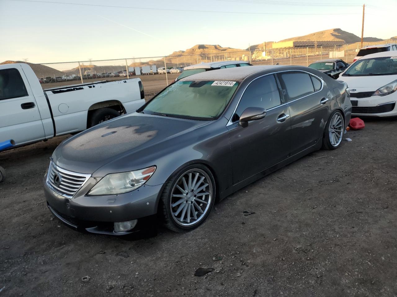 LEXUS LS 2011 jthgl5ef3b5042506