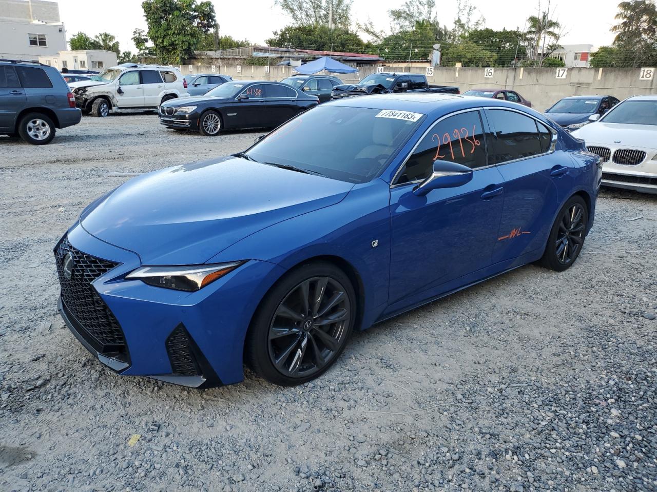 LEXUS IS 2022 jthgz1b23n5056791