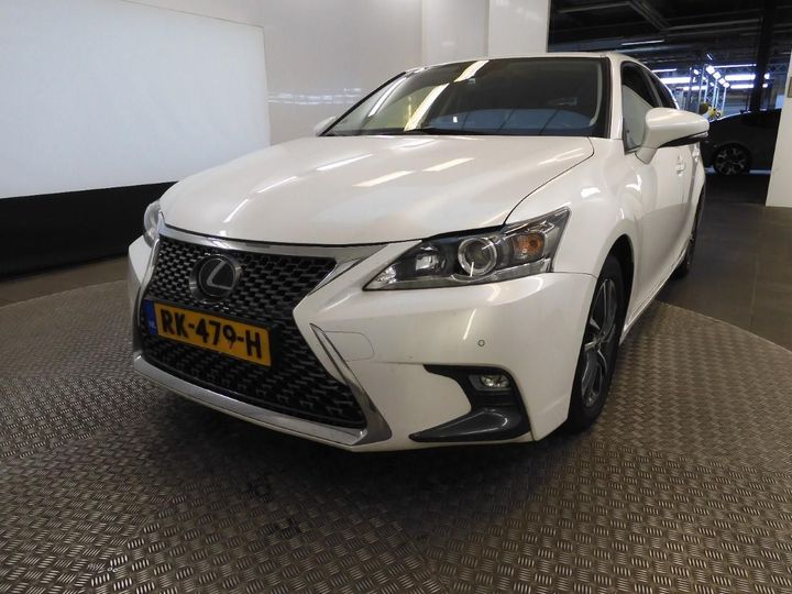 LEXUS CT 2018 jthkd5bh102314076