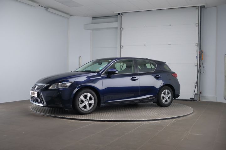 LEXUS CT 2018 jthkd5bh102319195