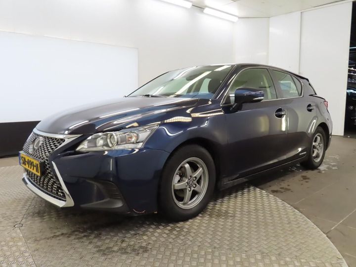 LEXUS CT 2018 jthkd5bh102321805