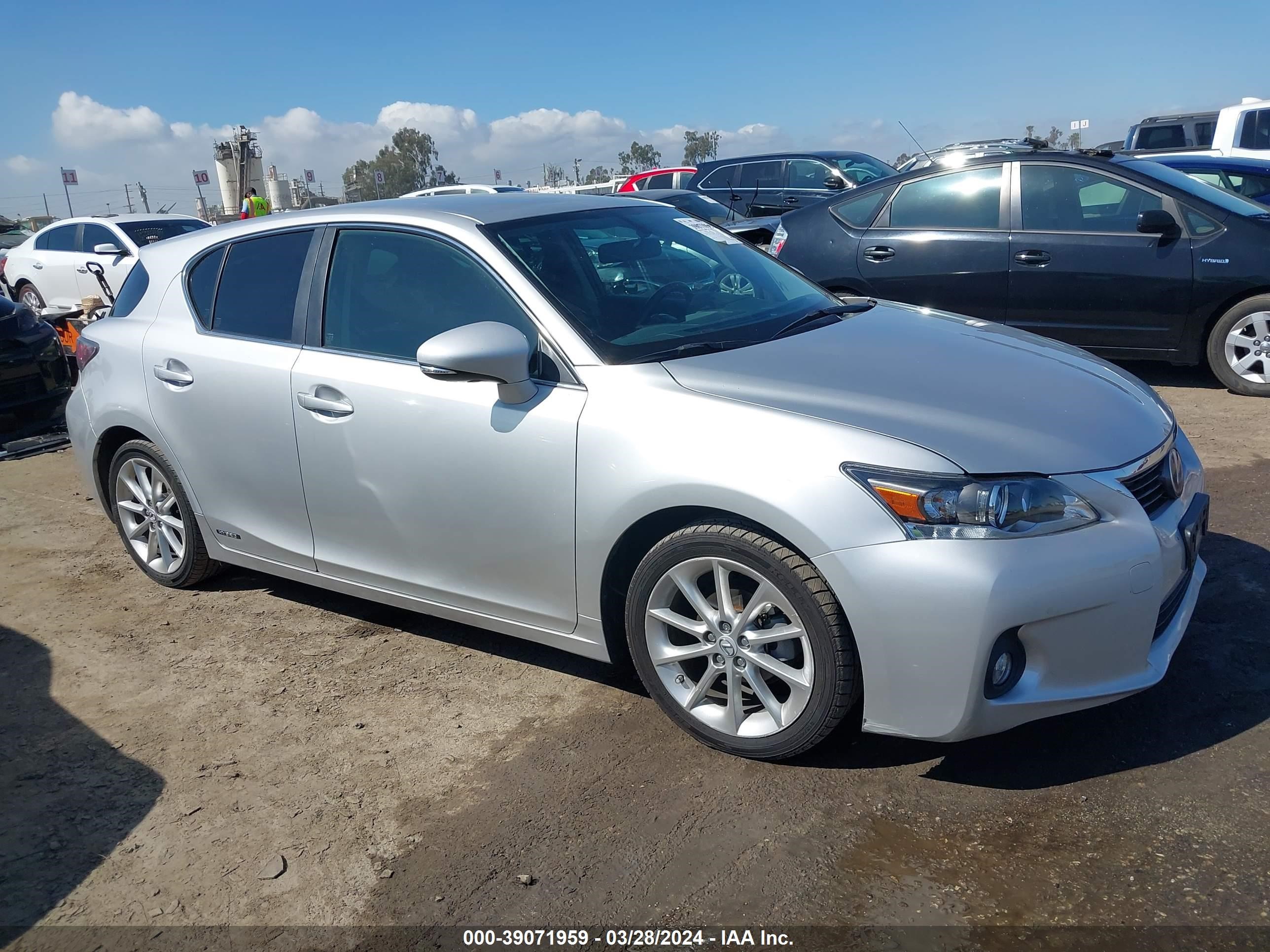 LEXUS CT 2012 jthkd5bh3c2095156