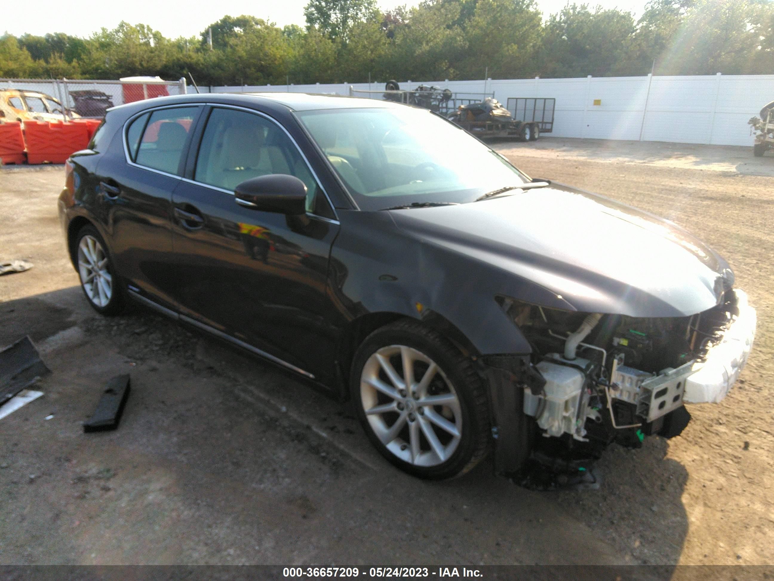 LEXUS CT 2011 jthkd5bh6b2001012