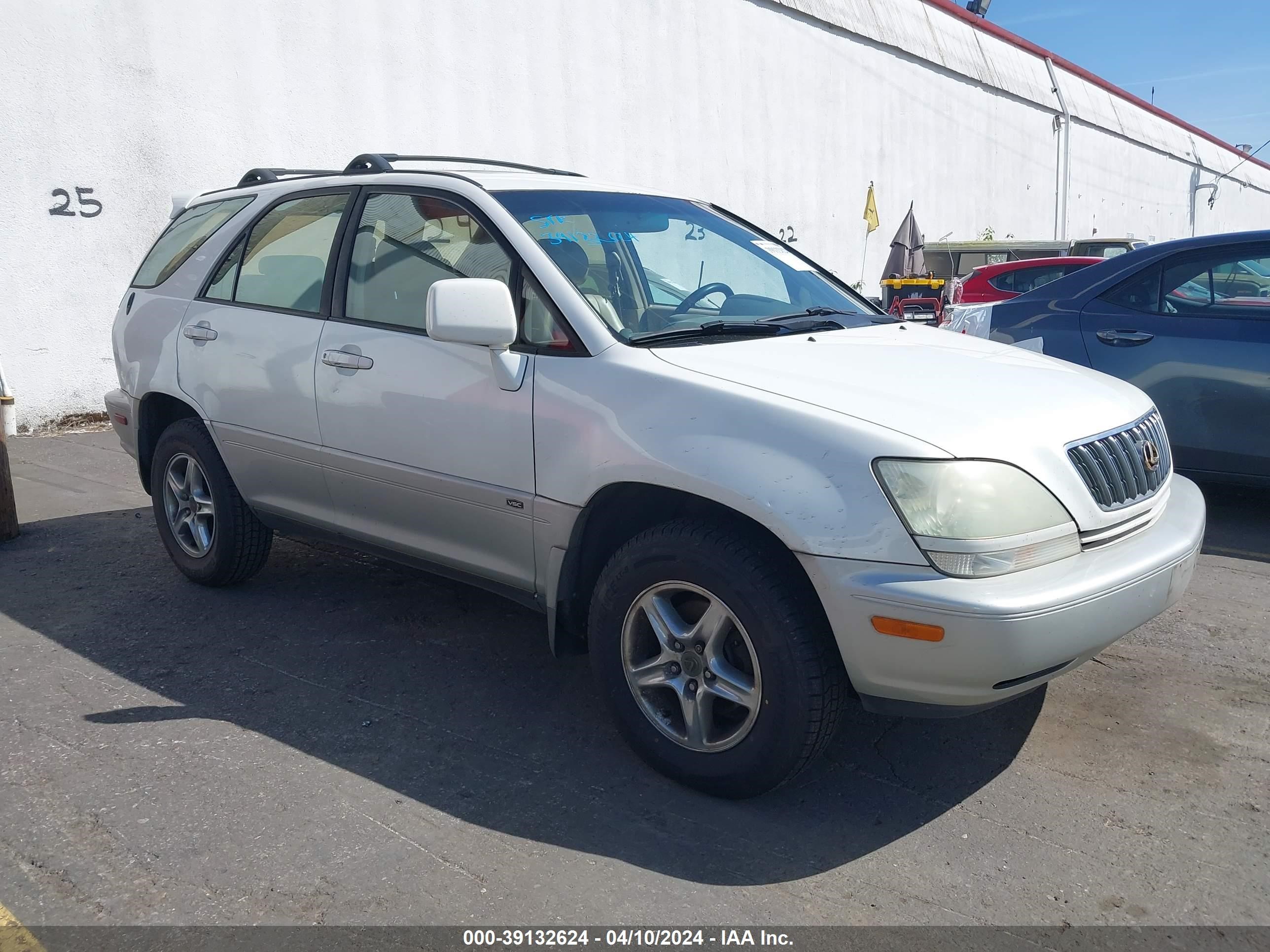 LEXUS RX 2002 jtjgf10u020142340