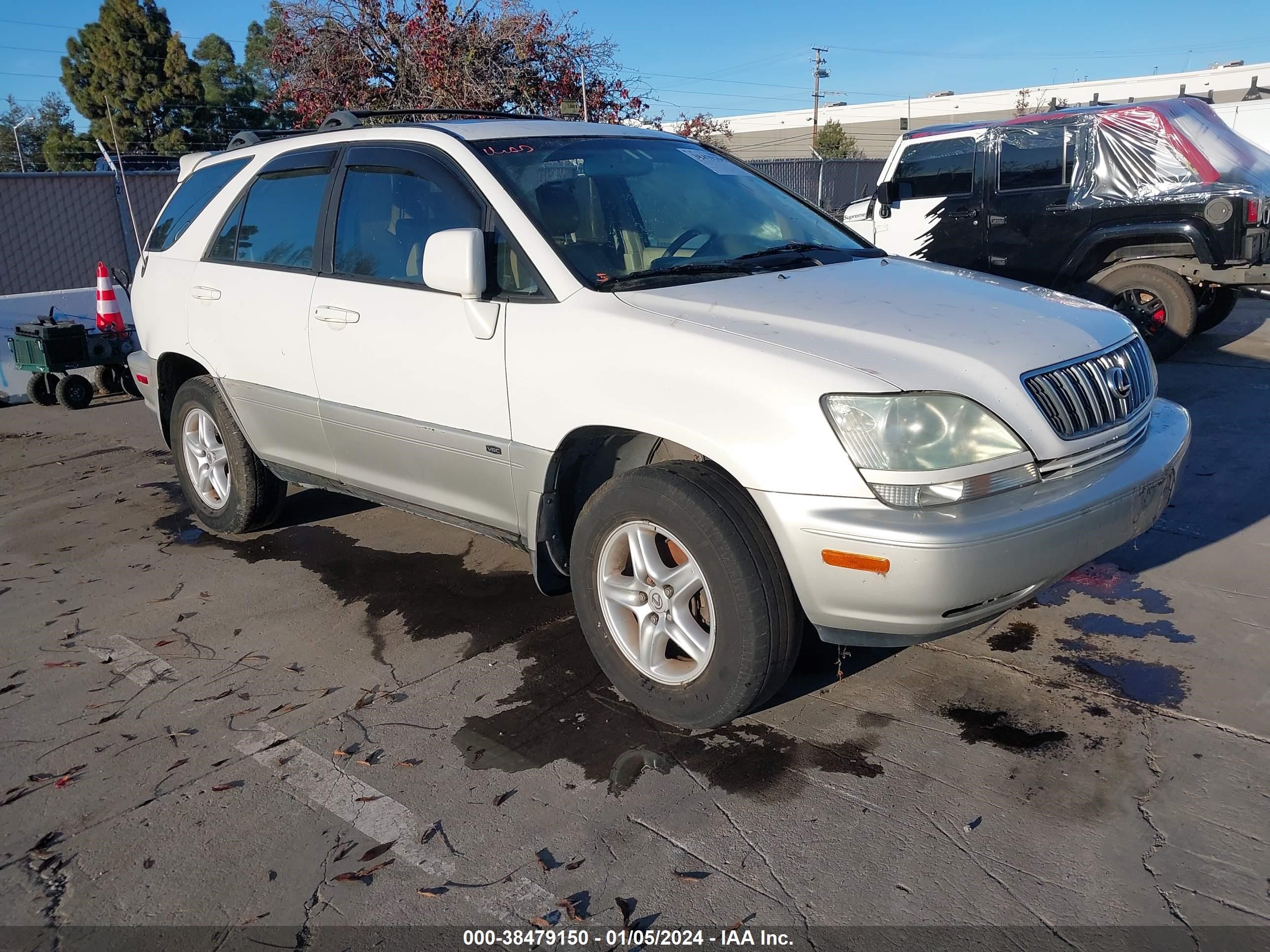 LEXUS RX 2002 jtjgf10u720125938