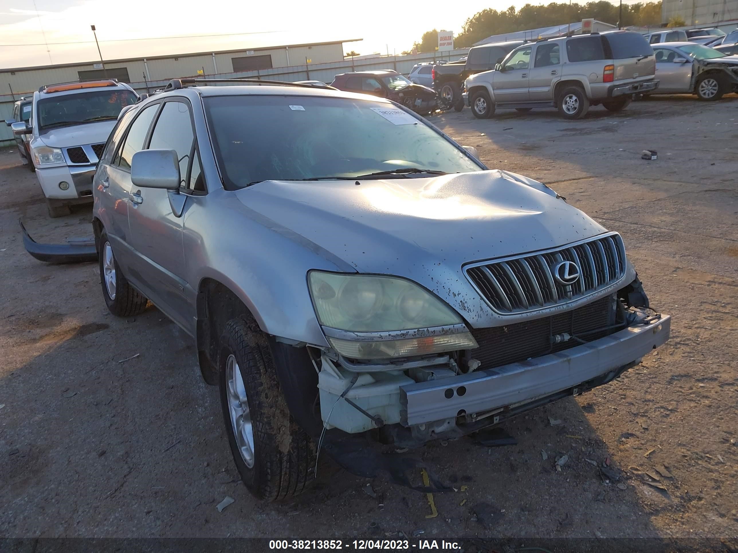 LEXUS RX 2001 jtjgf10u810110394