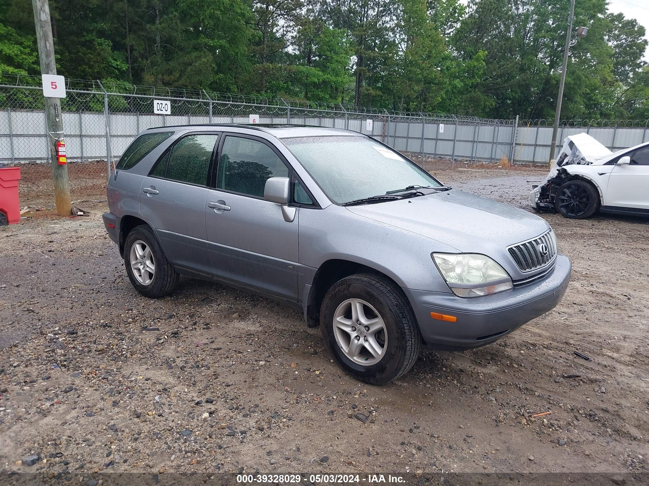 LEXUS RX 2002 jtjhf10u120237851