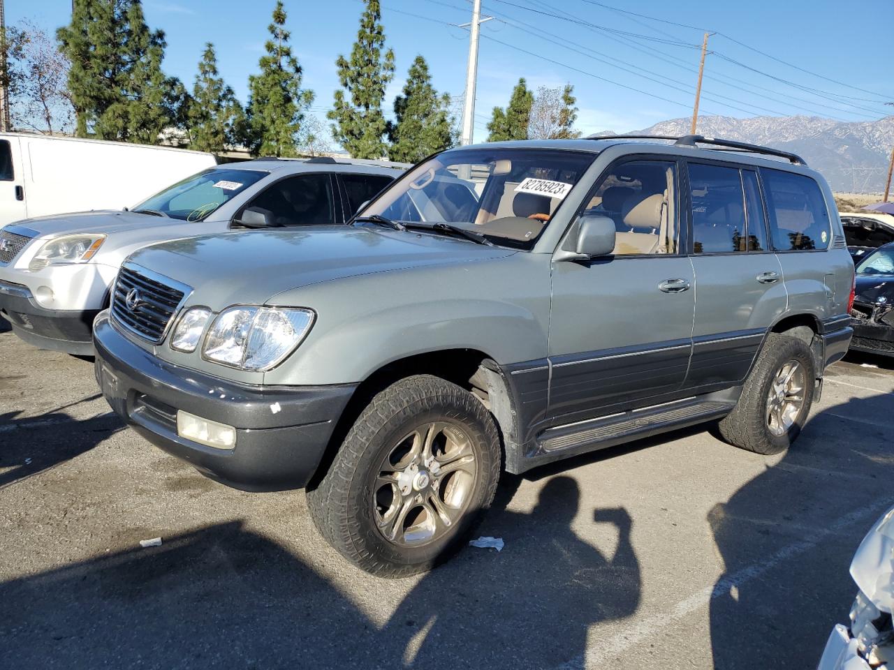 LEXUS LX 2001 jtjht00wx13506382