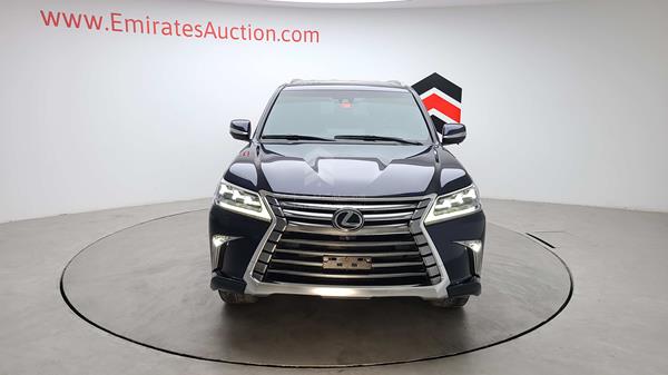 LEXUS LX 570 2017 jtjhy00w3h4243948