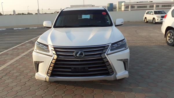 LEXUS LX 570 2016 jtjhy00w5g4190197