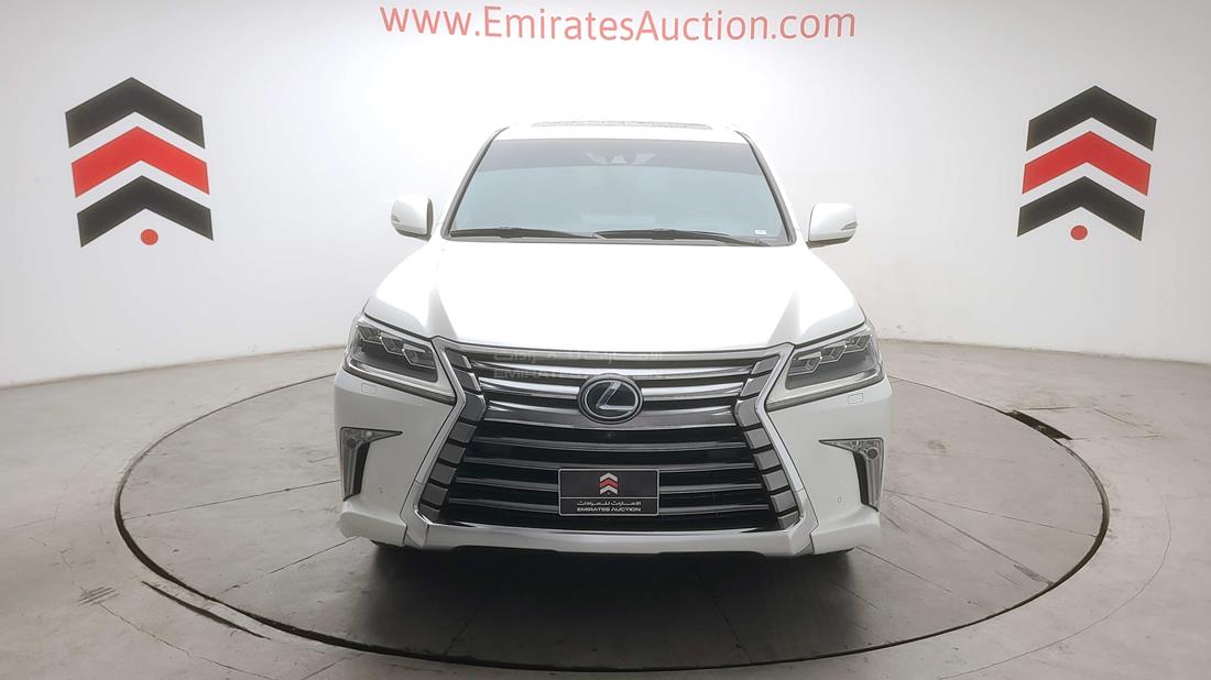 LEXUS LX 570 2016 jtjhy00wxg4214929