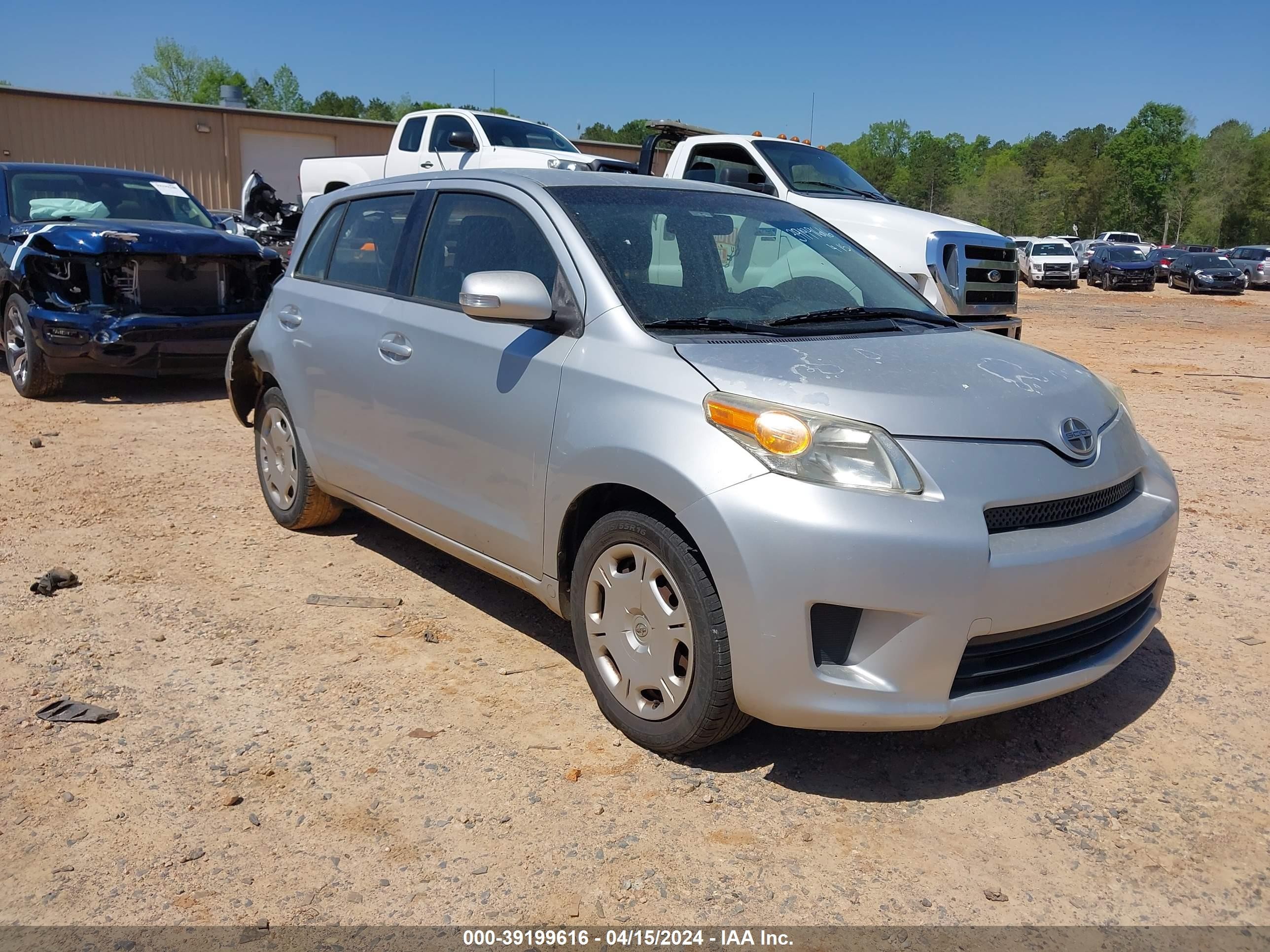 SCION XD 2008 jtkku10428j021971