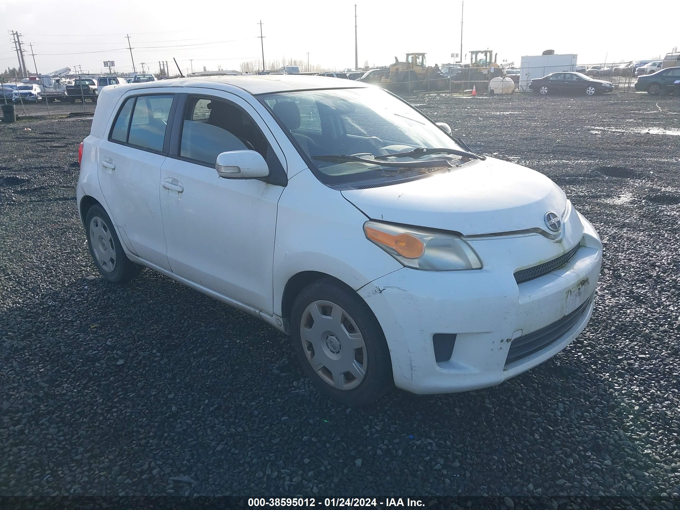 SCION XD 2009 jtkku10429j039579