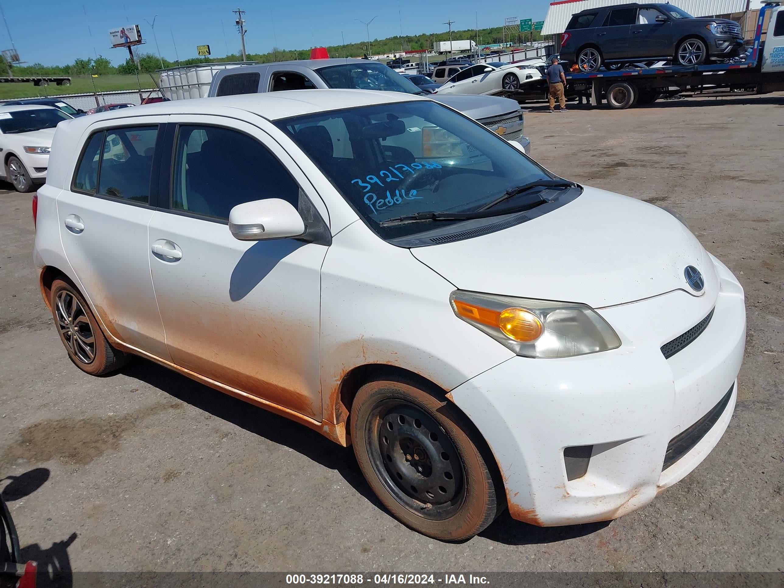 SCION XD 2009 jtkku10469j036734