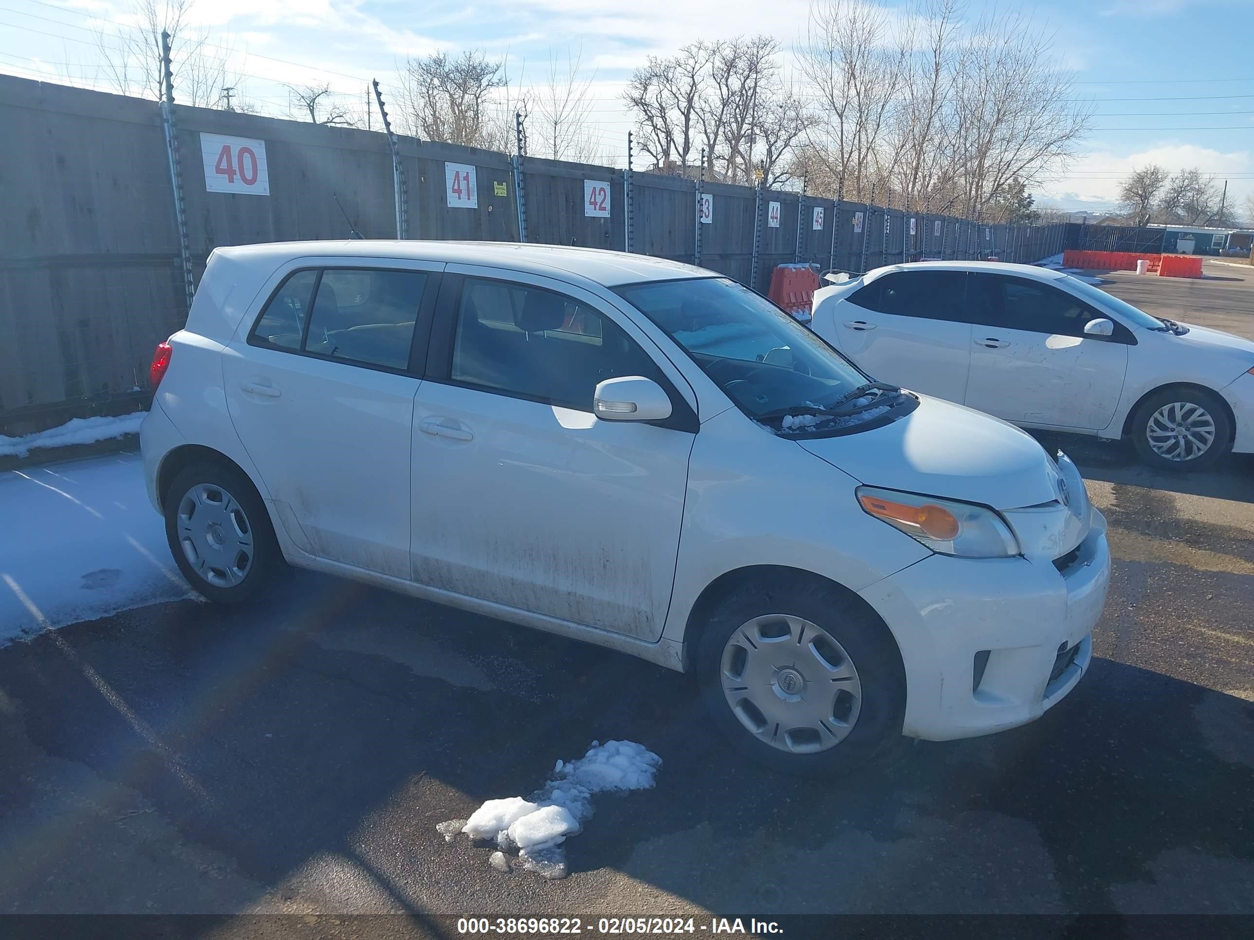 SCION XD 2009 jtkku10469j048169