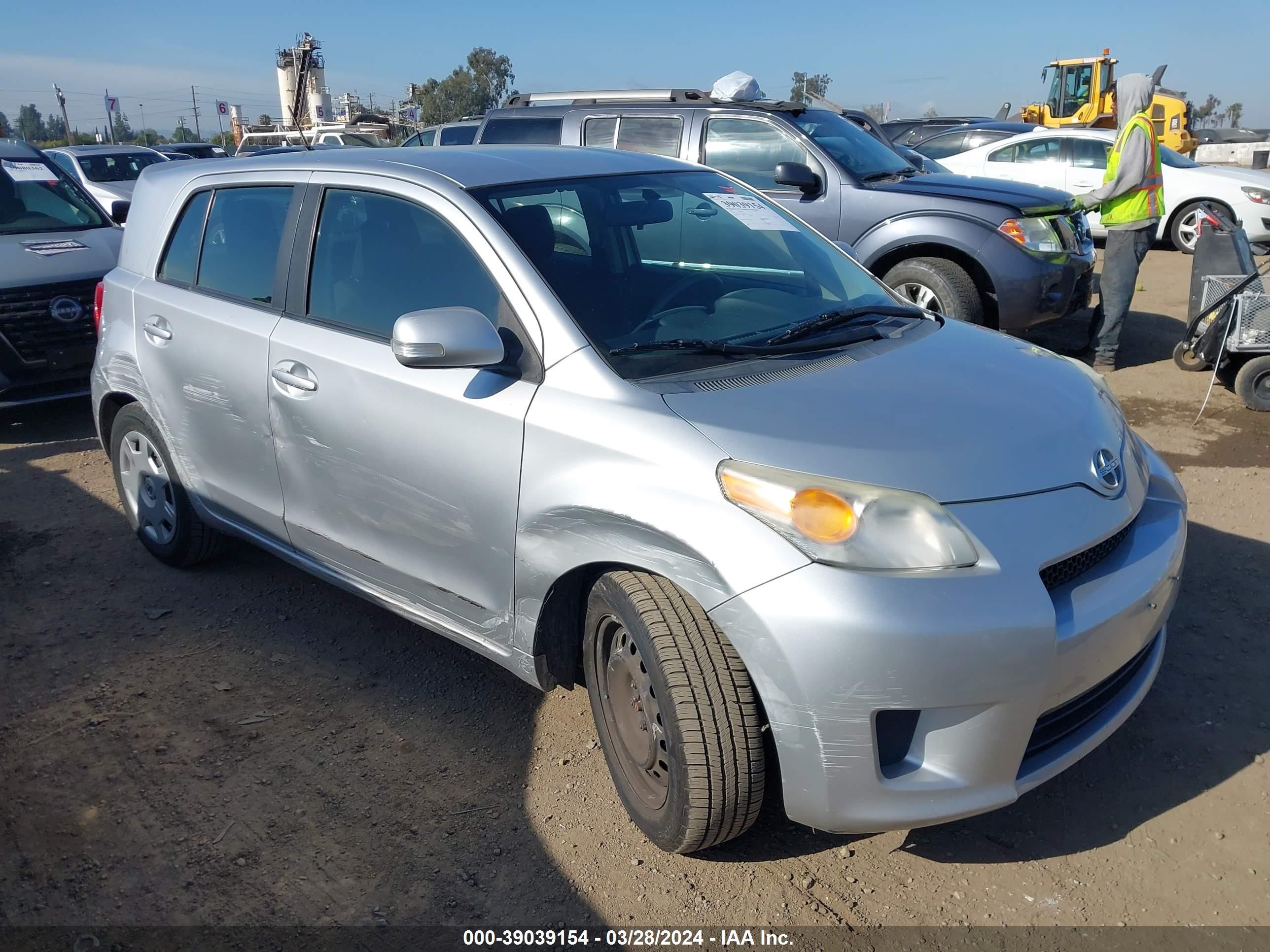 SCION XD 2012 jtkku4b42c1026496