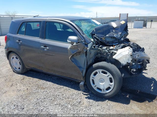 SCION XD 2011 jtkku4b44b1014820