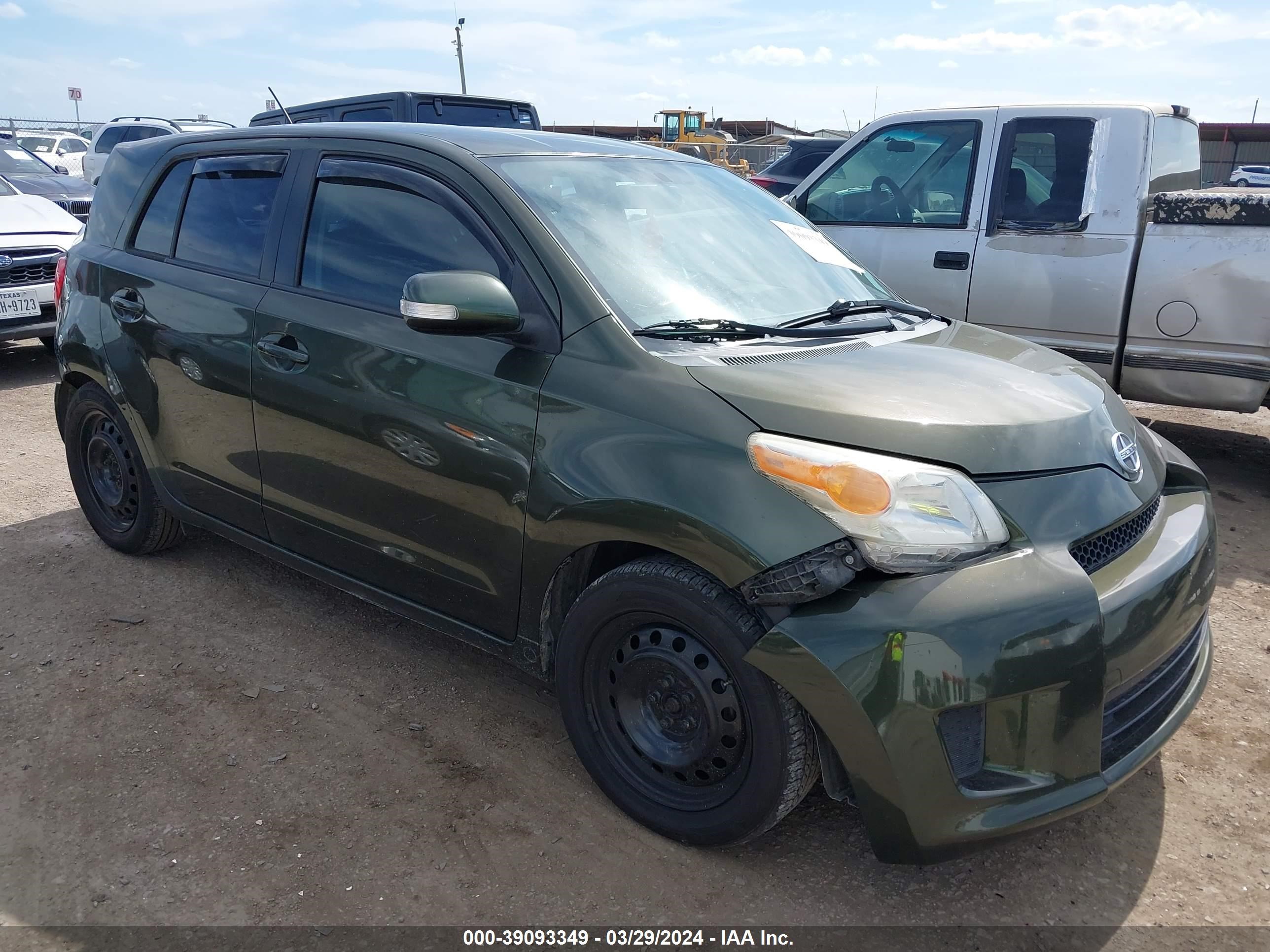 SCION XD 2012 jtkku4b46c1018501