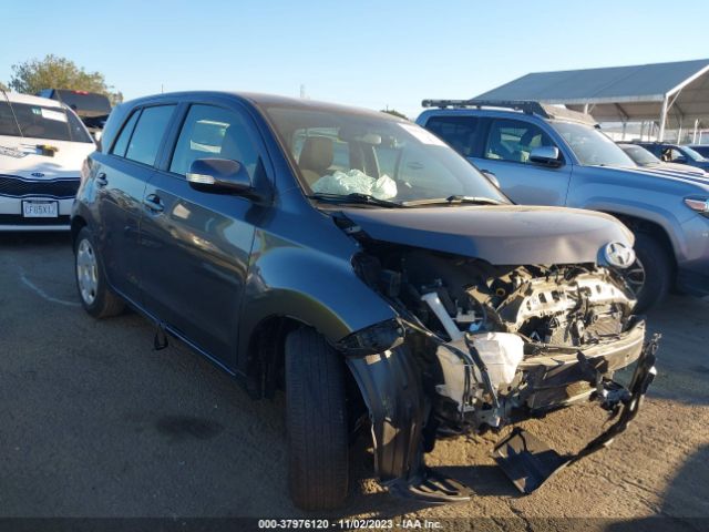 SCION XD 2014 jtkkupb40e1046542