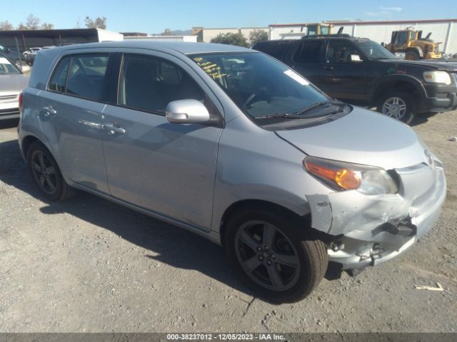 SCION XD 2013 jtkkupb41d1038738