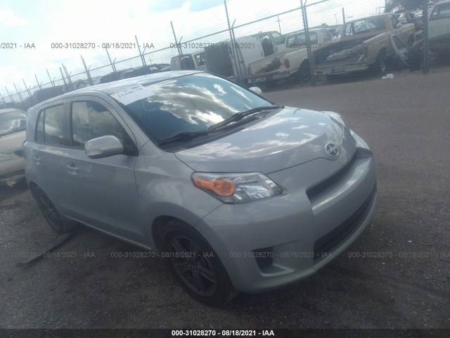 SCION XD 2013 jtkkupb42d1037534