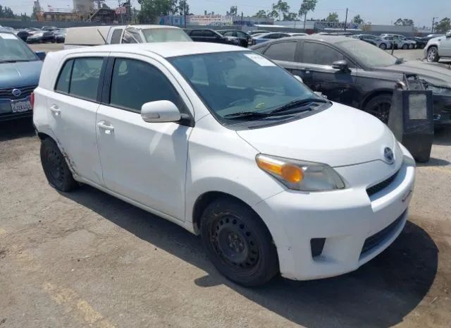 SCION XD 2014 jtkkupb48e1040956