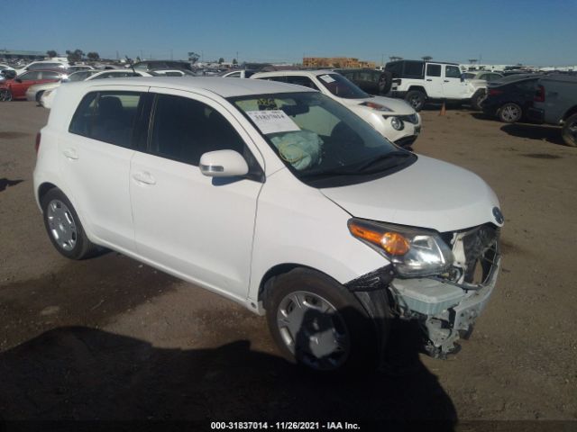 SCION XD 2014 jtkkupb49e1043008