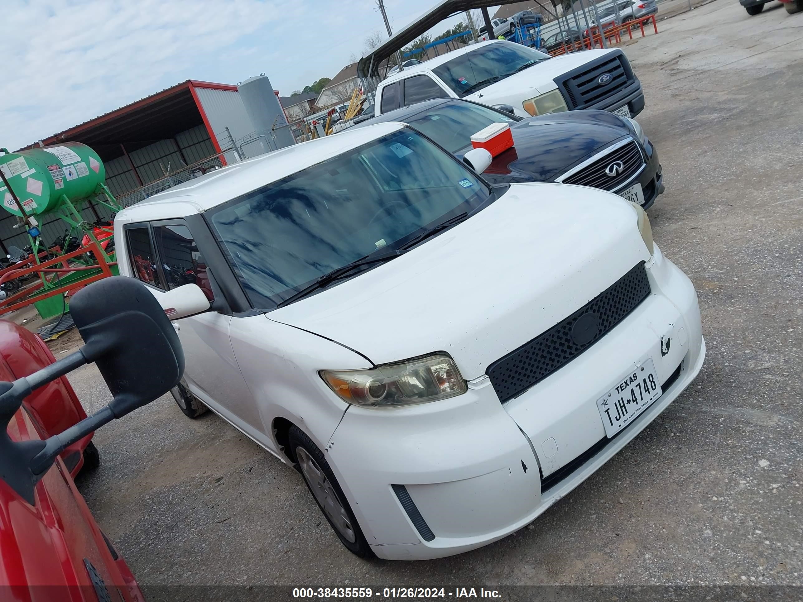 SCION XB 2008 jtlke50e181032923