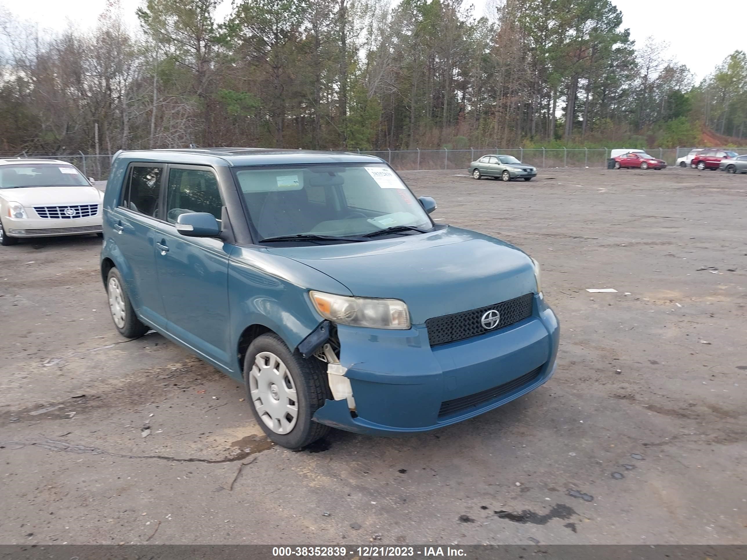 SCION XB 2008 jtlke50e181059961