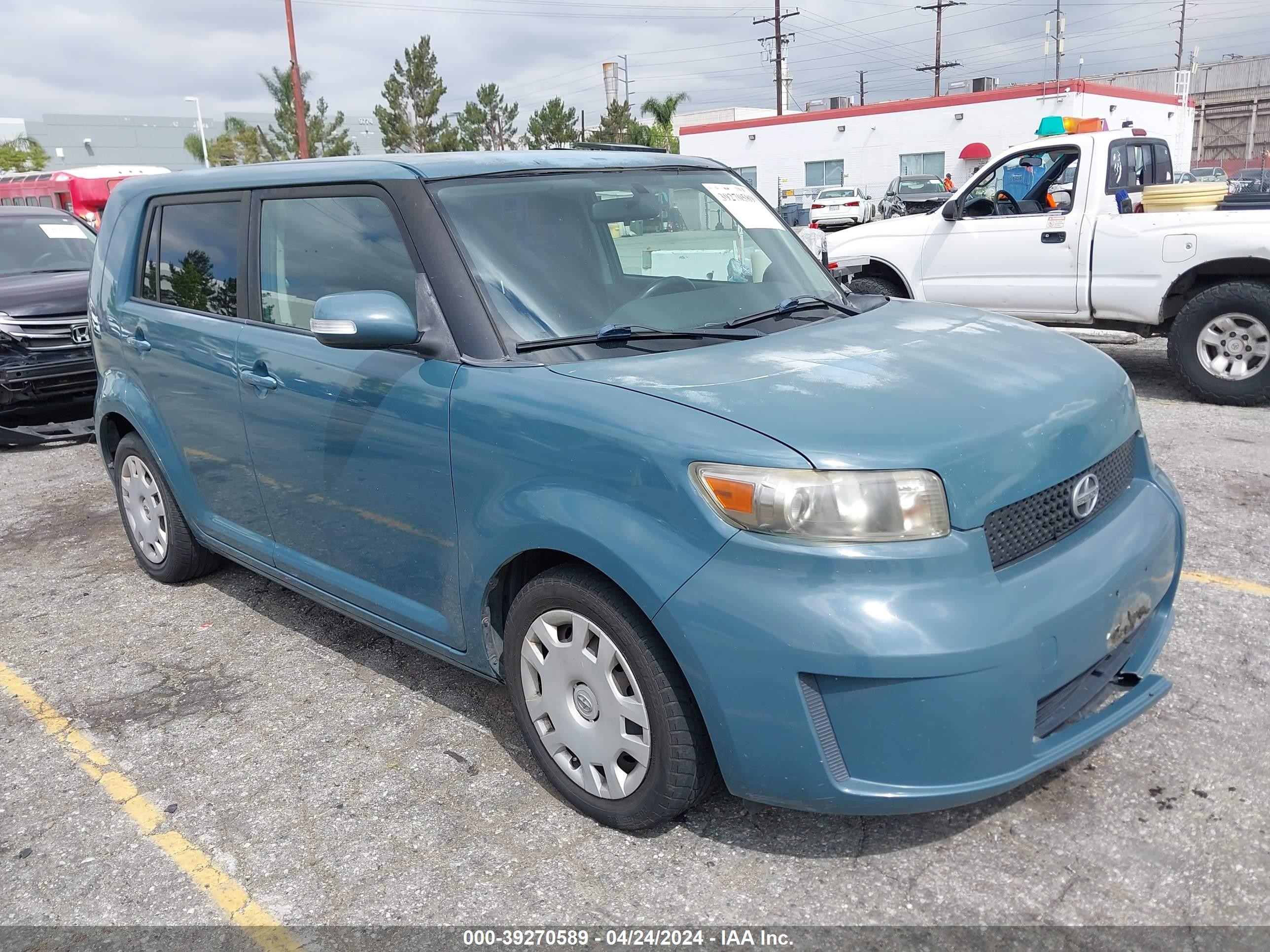 SCION XB 2008 jtlke50e281002071