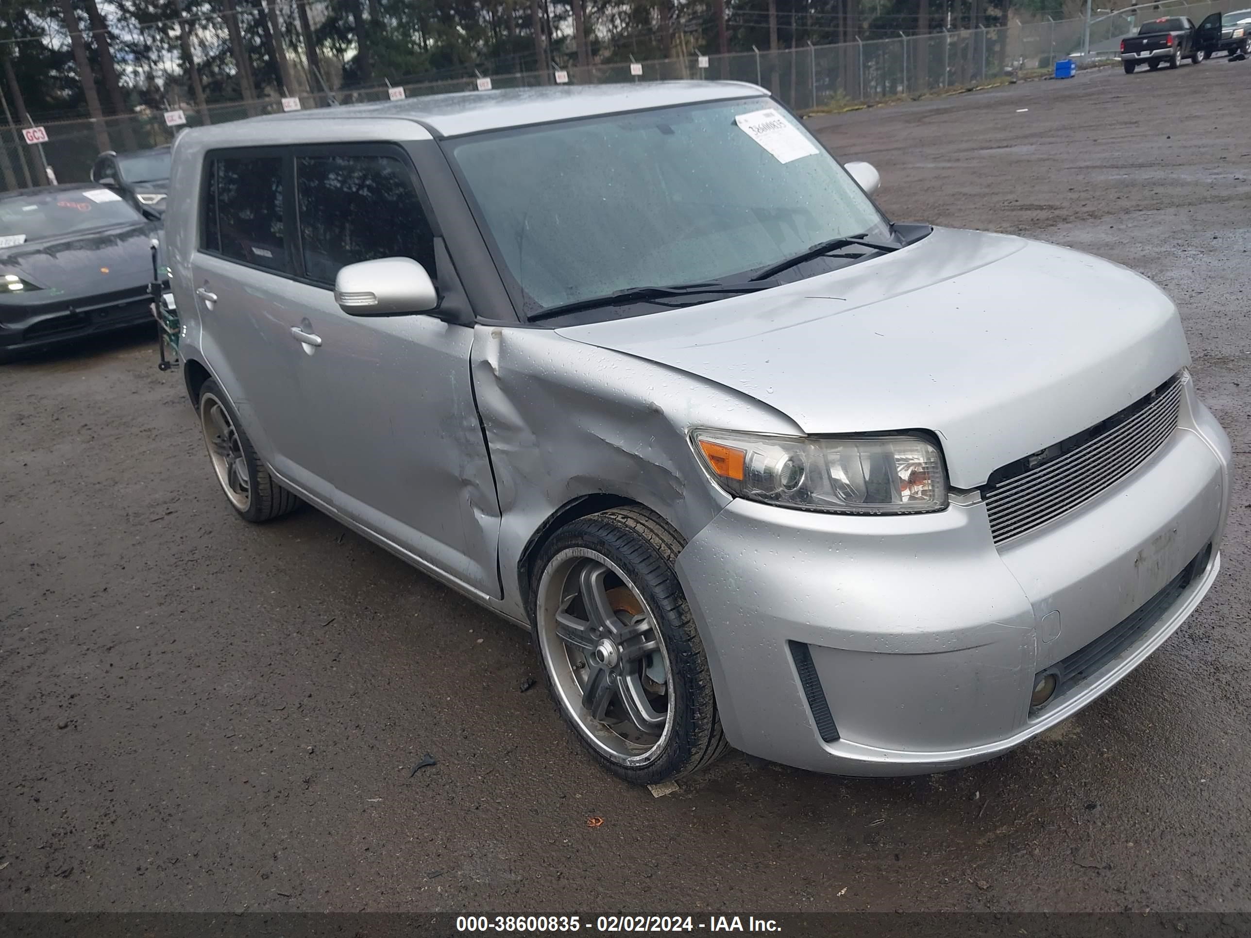 SCION XB 2008 jtlke50e281033871