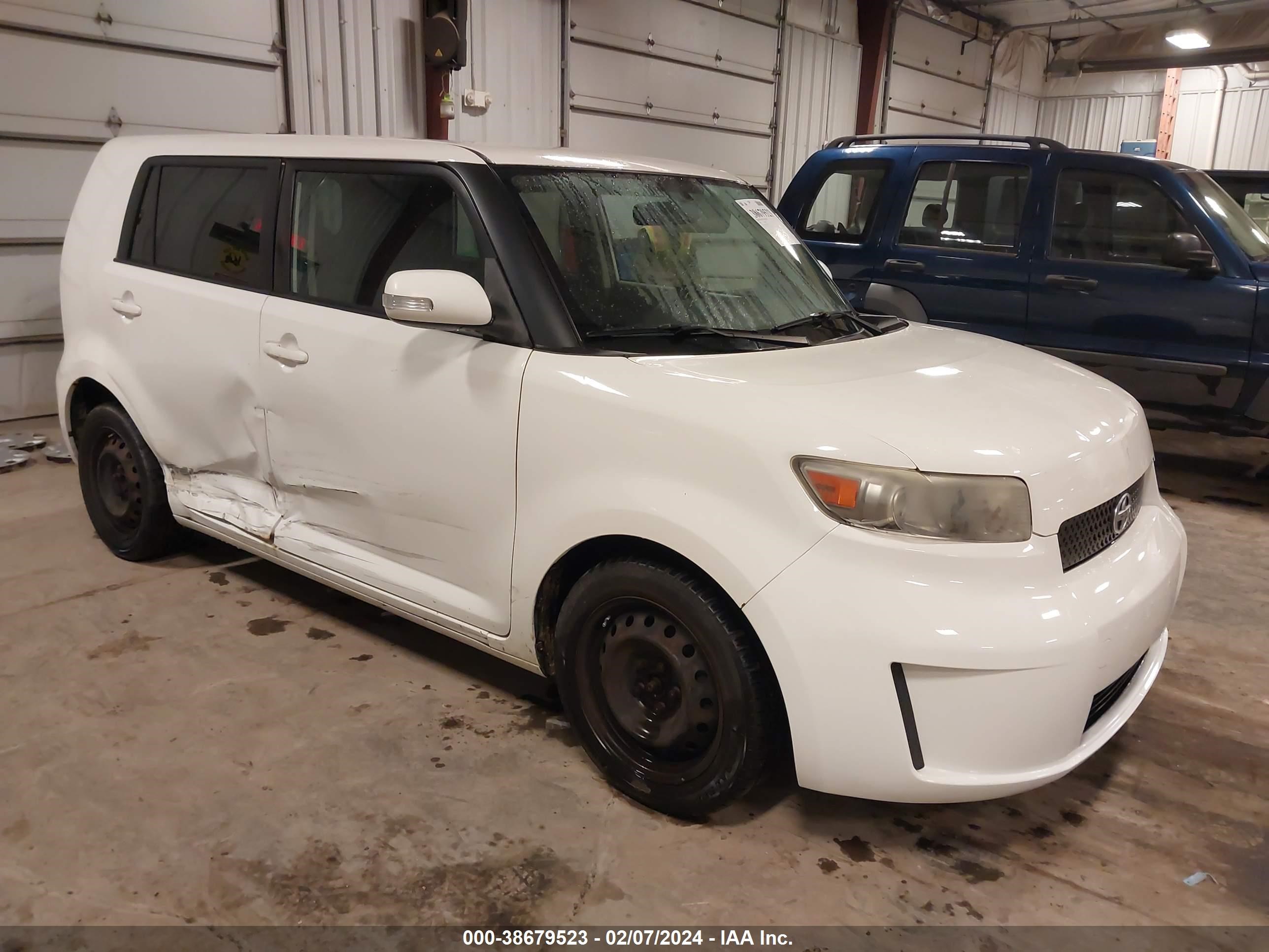 SCION XB 2009 jtlke50e391092218