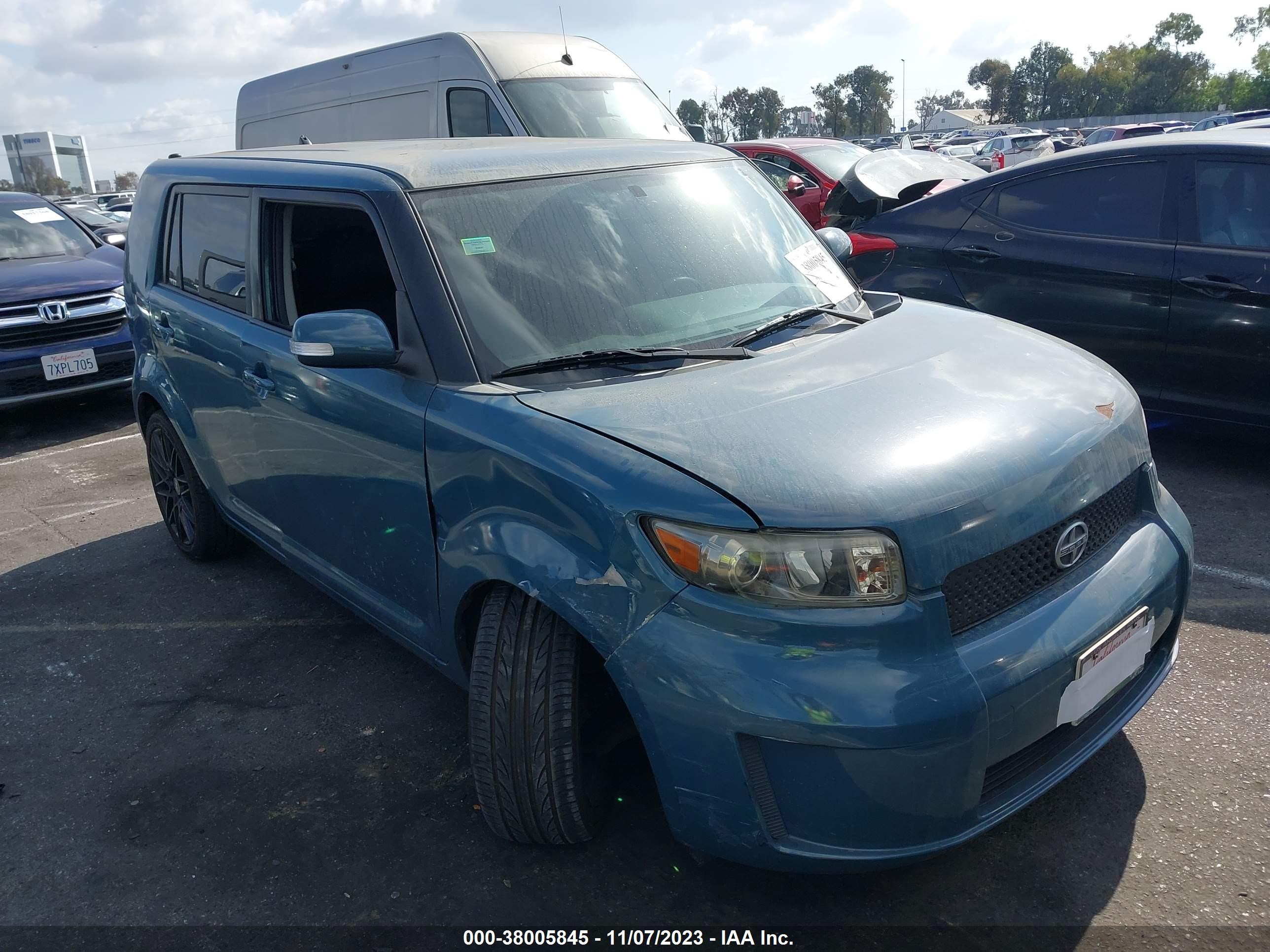 SCION XB 2008 jtlke50e481041714