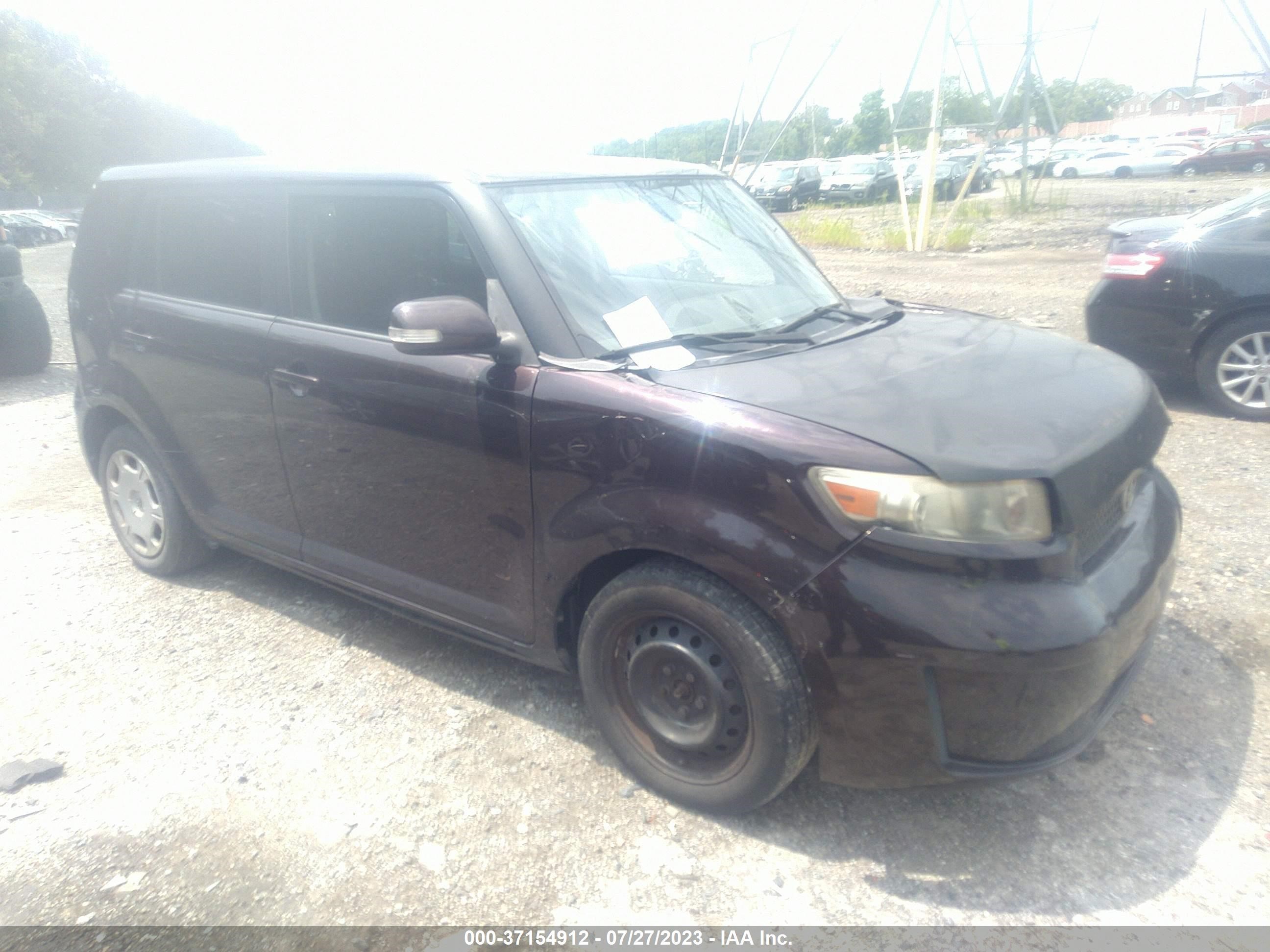 SCION XB 2009 jtlke50e491080630