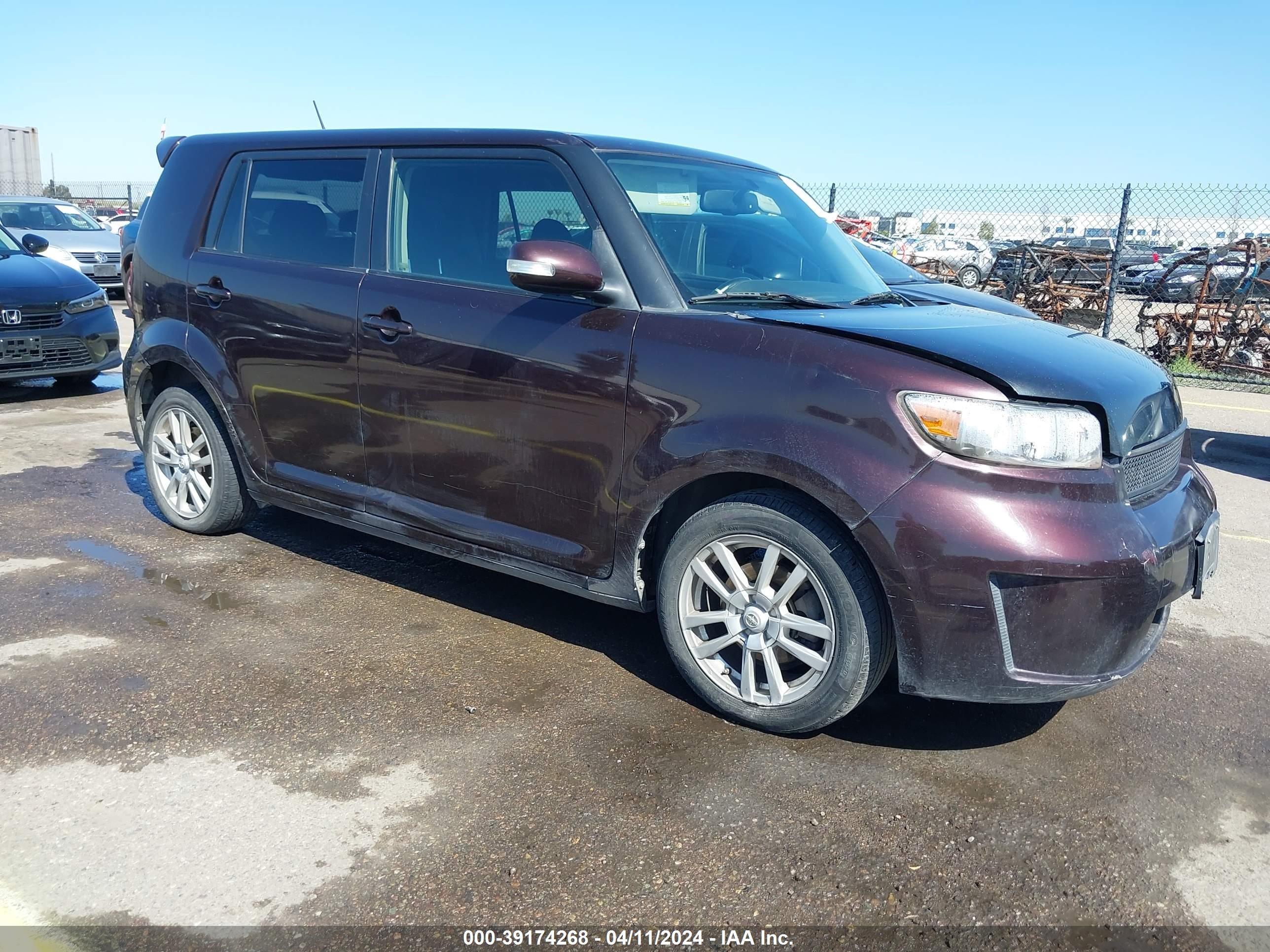 SCION XB 2008 jtlke50e681021366